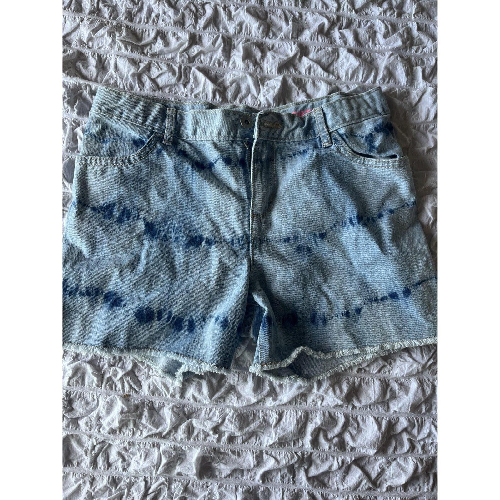 Designer Stylish Tie-Dye Denim Shorts - Size 14 Size 24" / US 00 / IT 34 - 1 Thumbnail