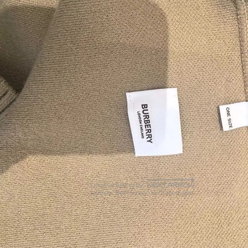 Burberry Burberry Multicolor Cashmere Cardigan with Hood. Size L / US 10 / IT 46 - 3 Thumbnail
