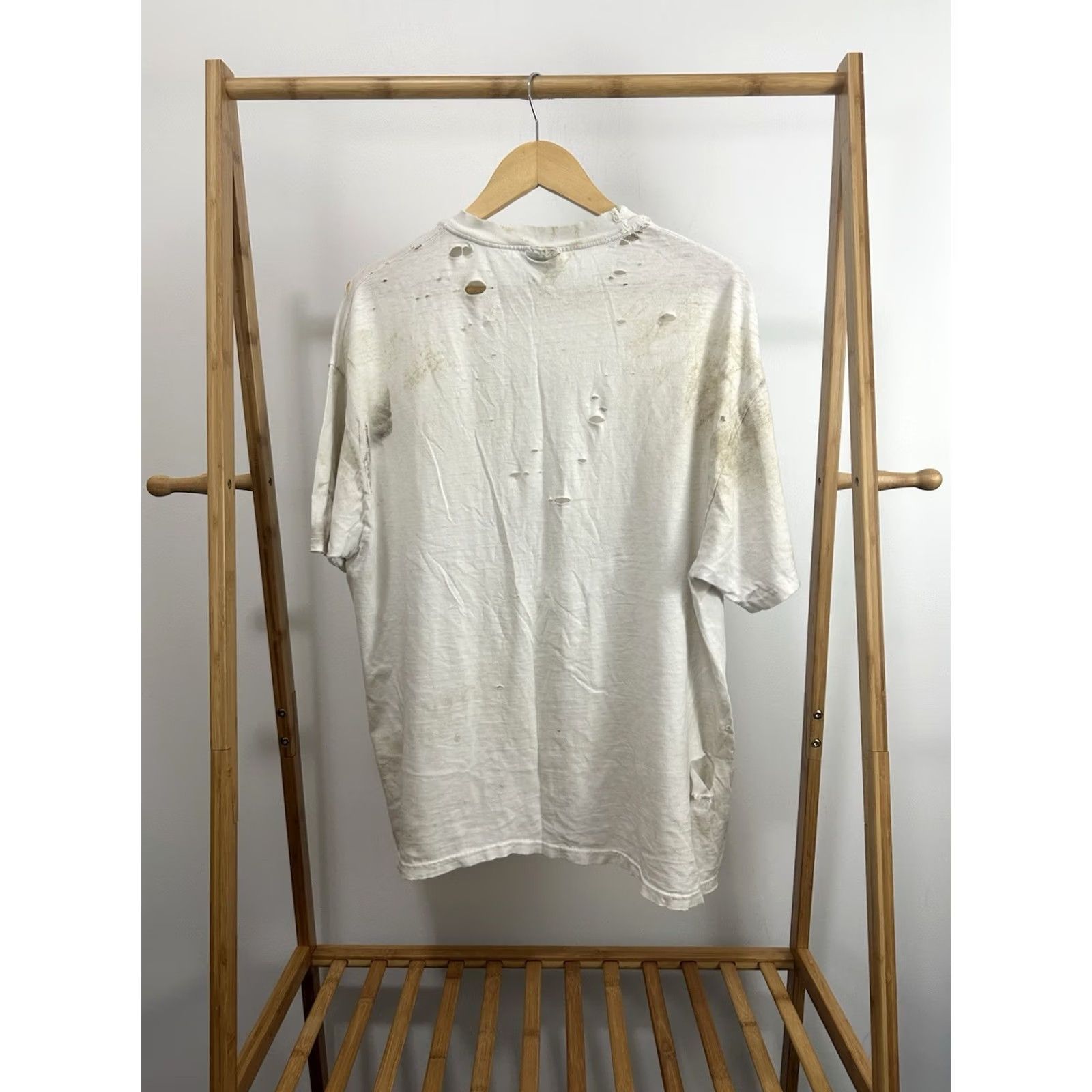 Hanes VINTAGE Hanes T-Shirt Peace Sign Distressed White XL Mens Shirt Large Distressedfest Grunge 90s Style Size US XL / EU 56 / 4 - 2 Thumbnail