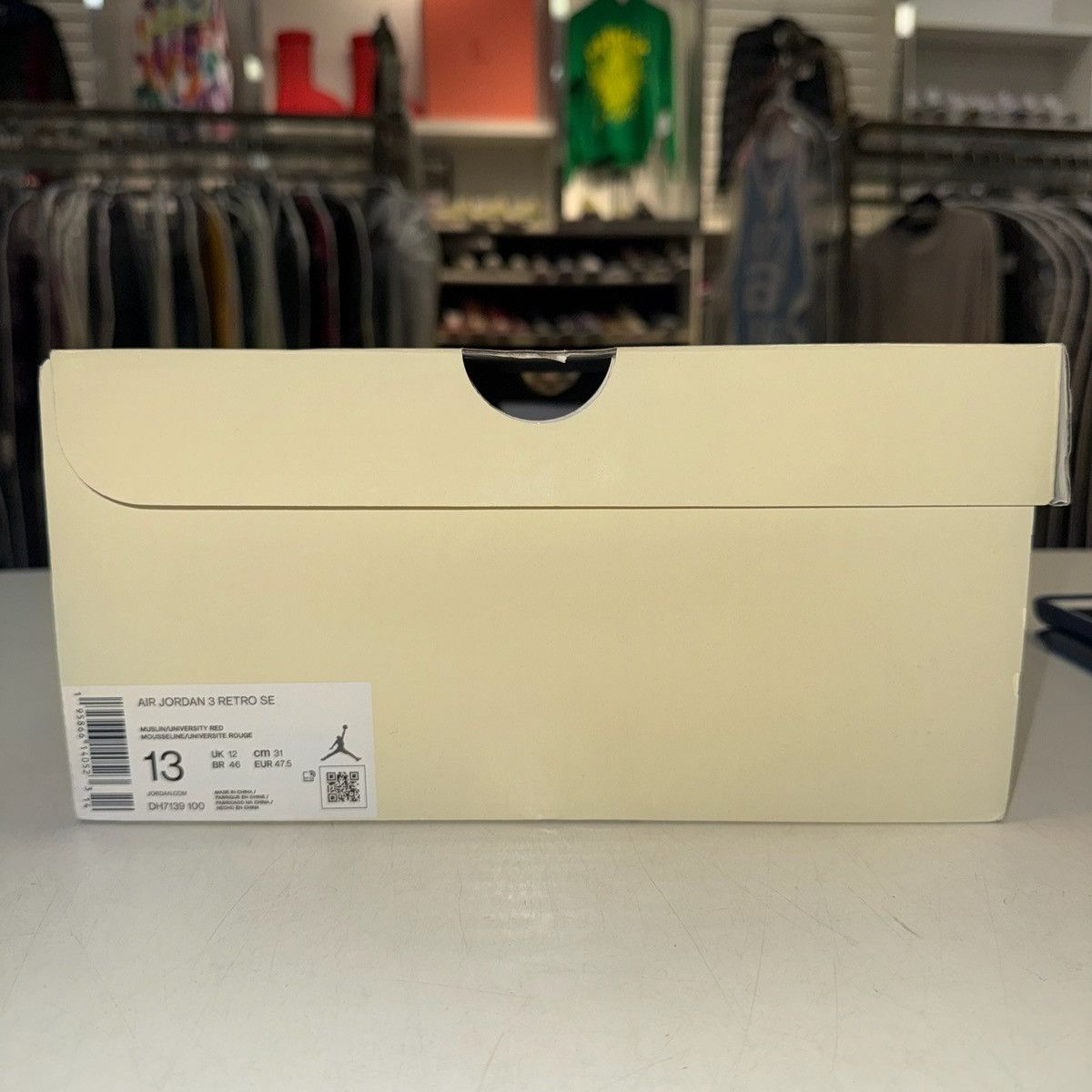 Jordan Brand Size 13 - Nike Air Jordan 3 Retro SE Muslin - DH7139-100 Size US 13 / EU 46 - 7 Thumbnail