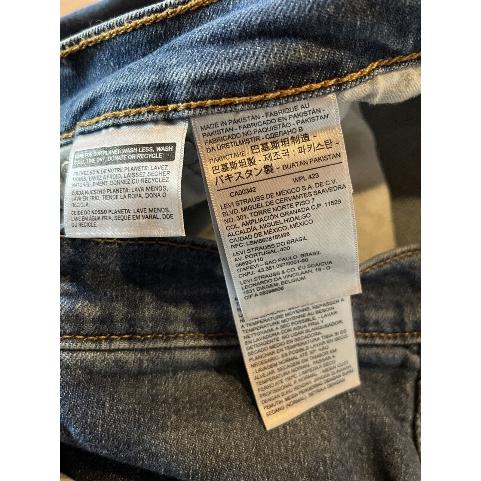 Levi's Levi’s 505 Jeans Men’s 38x31 Straight Leg Denim Cotton Blue Size US 38 / EU 54 - 12 Thumbnail