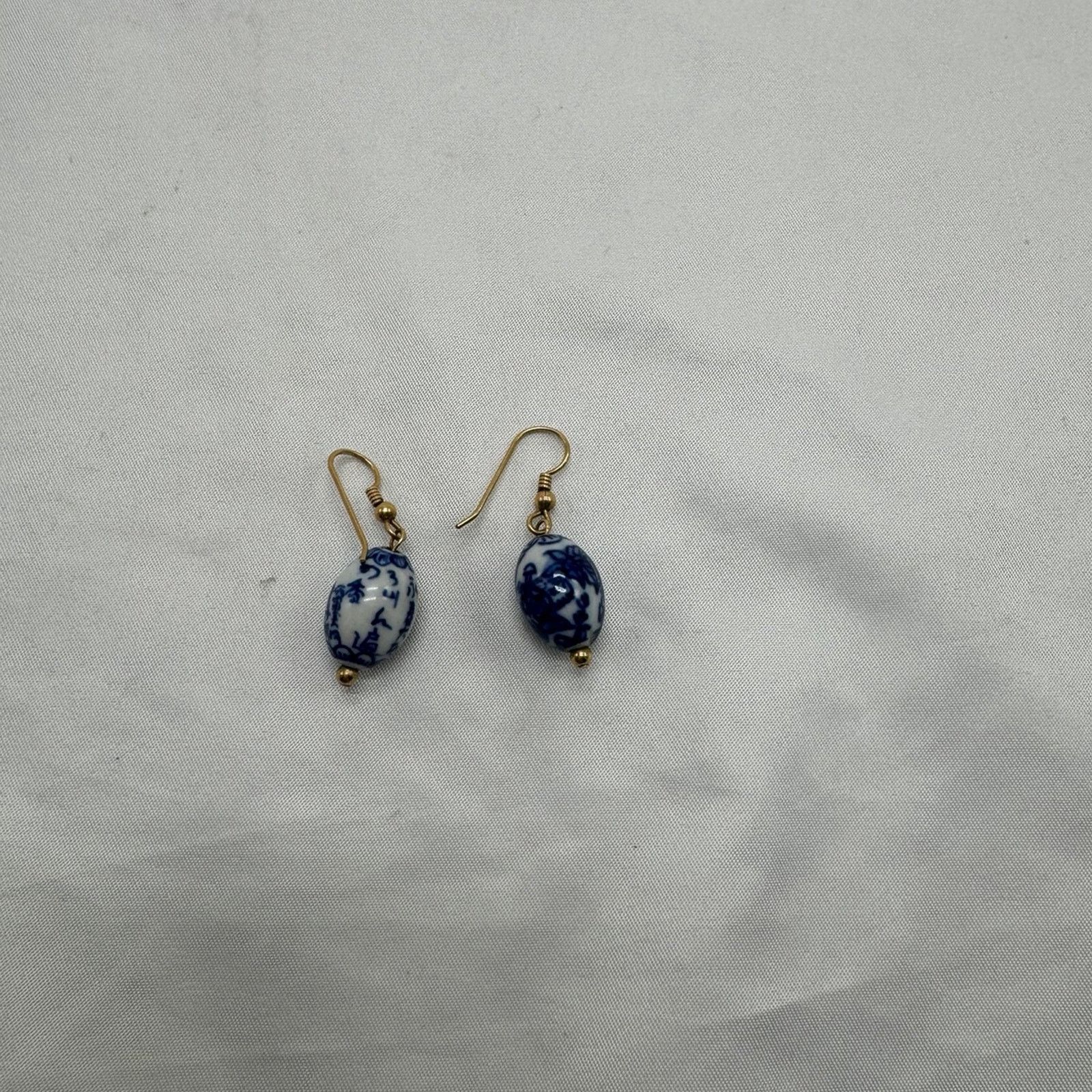 NBDN Nobrandedon VTG porcelain blue and white earrings Size ONE SIZE - 5 Thumbnail