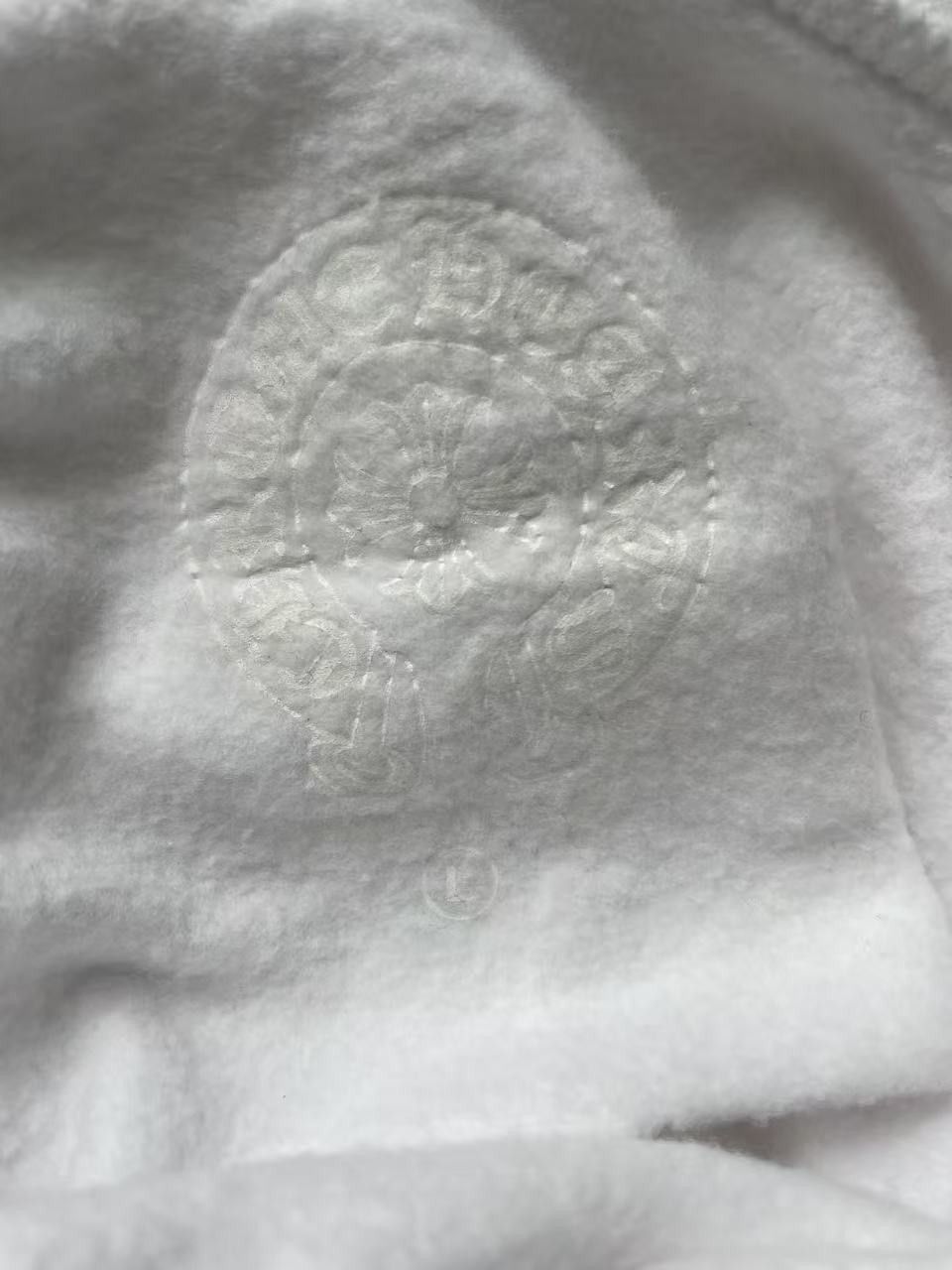 Chrome Hearts Chrome Hearts Vertical Logo White Pullover Hoodie Size US L / EU 52-54 / 3 - 8 Thumbnail