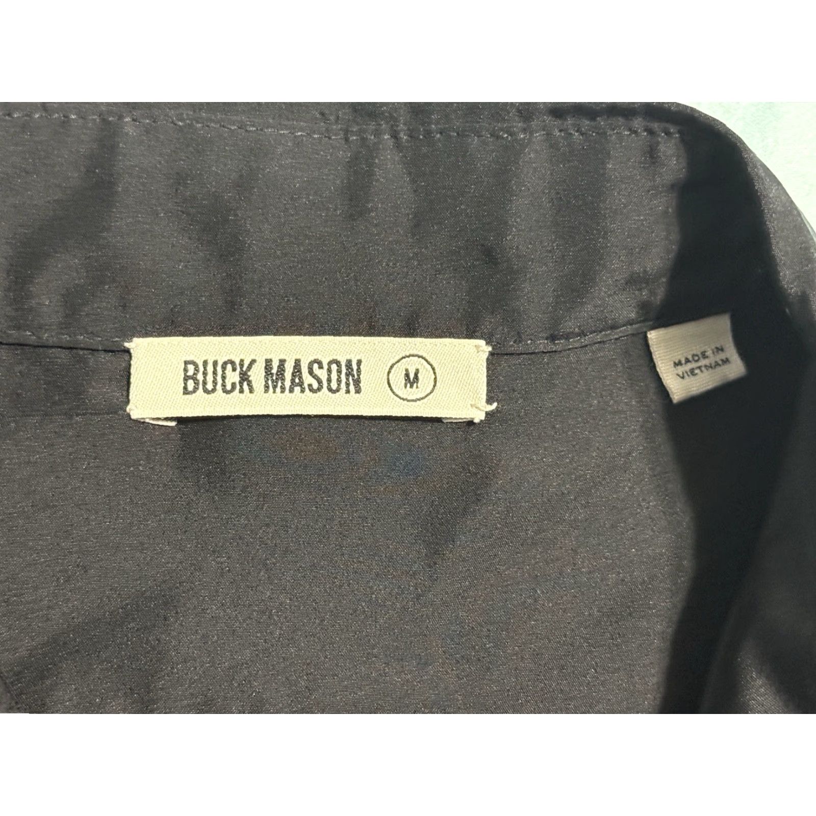 Buck Mason Buck Mason Button-Up Shirt Silk Black M Adult Regular Long Sleeve Button-Up Calory Casual Travel 100% Silk EUC Mens Size US M / EU 48-50 / 2 - 2 Thumbnail