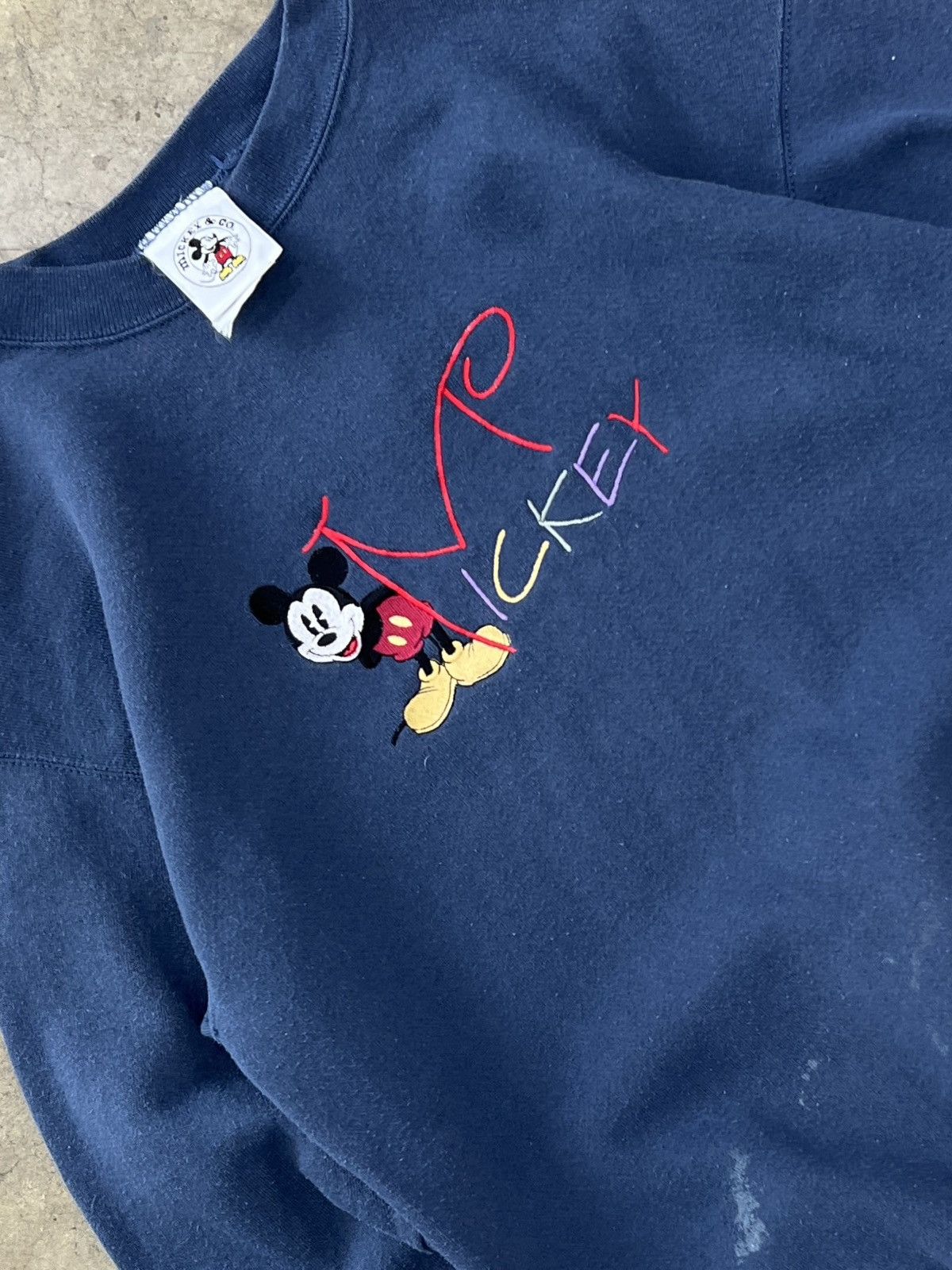 Disney Vintage Mickey Mouse Embroidered Crewneck Medium Size US M / EU 48-50 / 2 - 1 Thumbnail