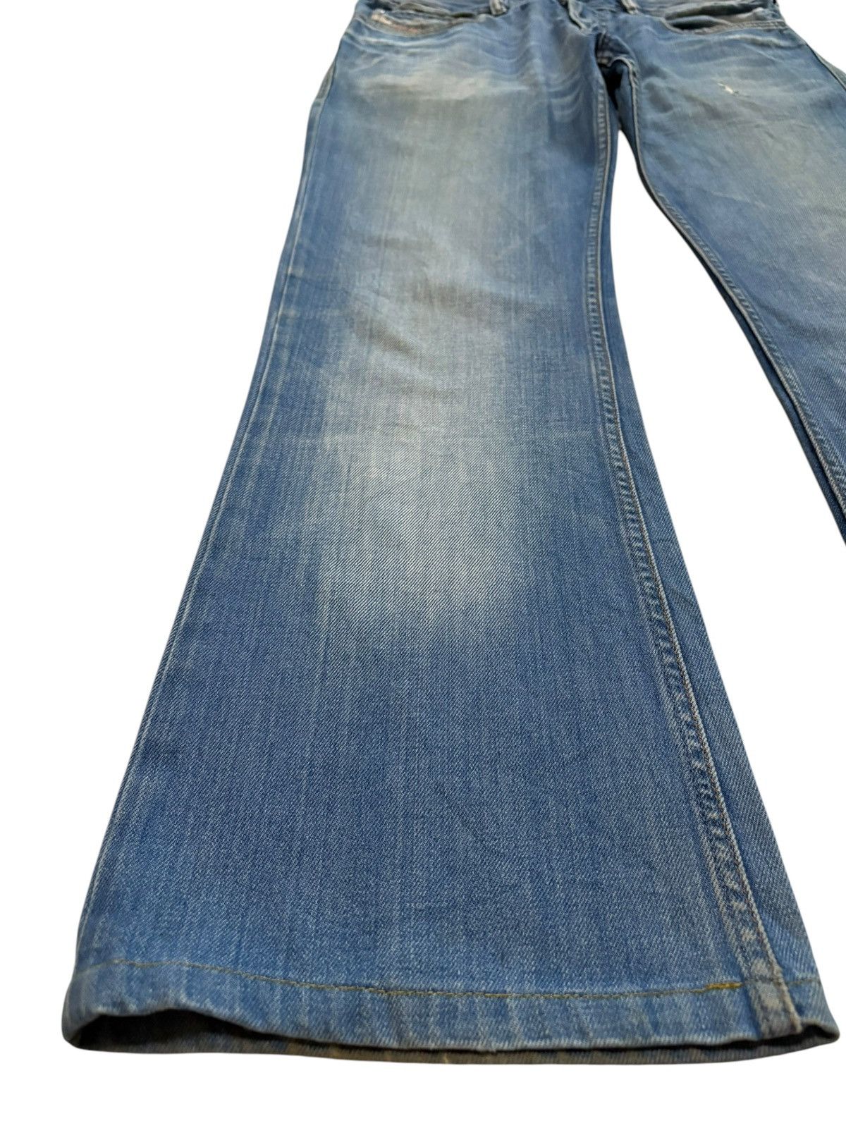 Diesel Vintage Diesel Zathan Blue Wash Distressed Flare Jeans Size US 32 / EU 48 - 6 Thumbnail