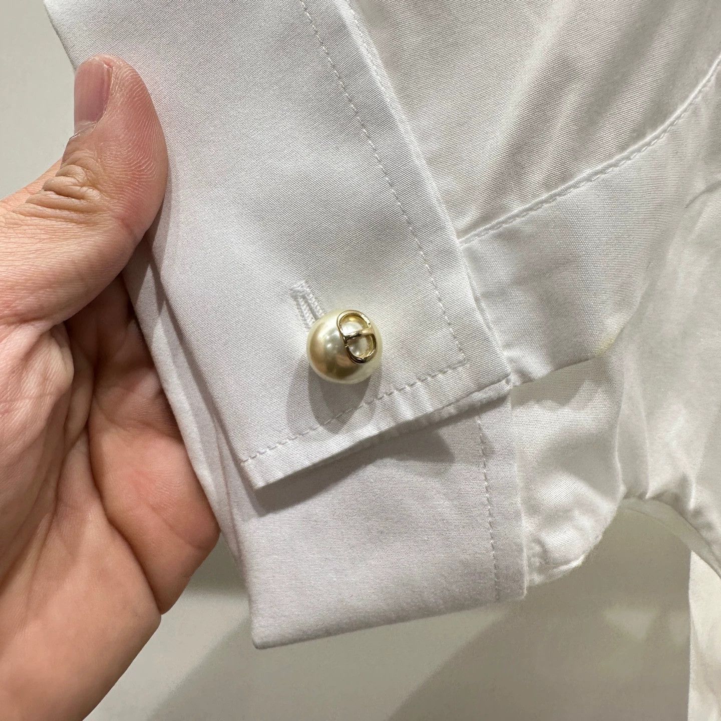 Christian Dior Monsieur Christian Dior pearl cuffs bee short shirt 36 cotton Size XS / US 0-2 / IT 36-38 - 7 Thumbnail