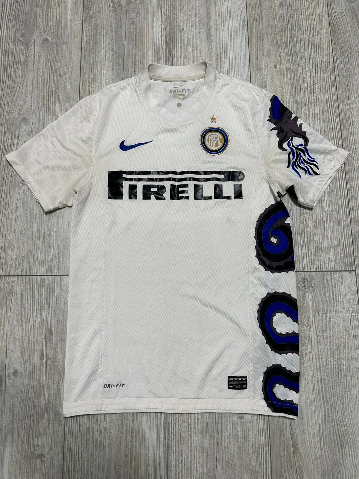 Pre-owned Jersey X Nike Fc Inter 10/11 Nike Retro Dragon Away Jersey In White