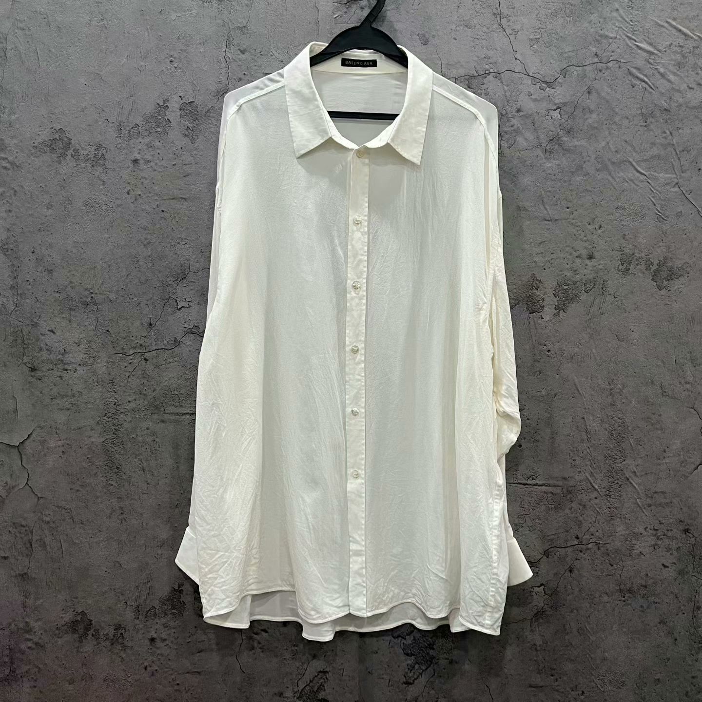 Balenciaga Balenciaga Pleated Silk Double B Logo Shirt Size S / US 4 / IT 40 - 1 Thumbnail