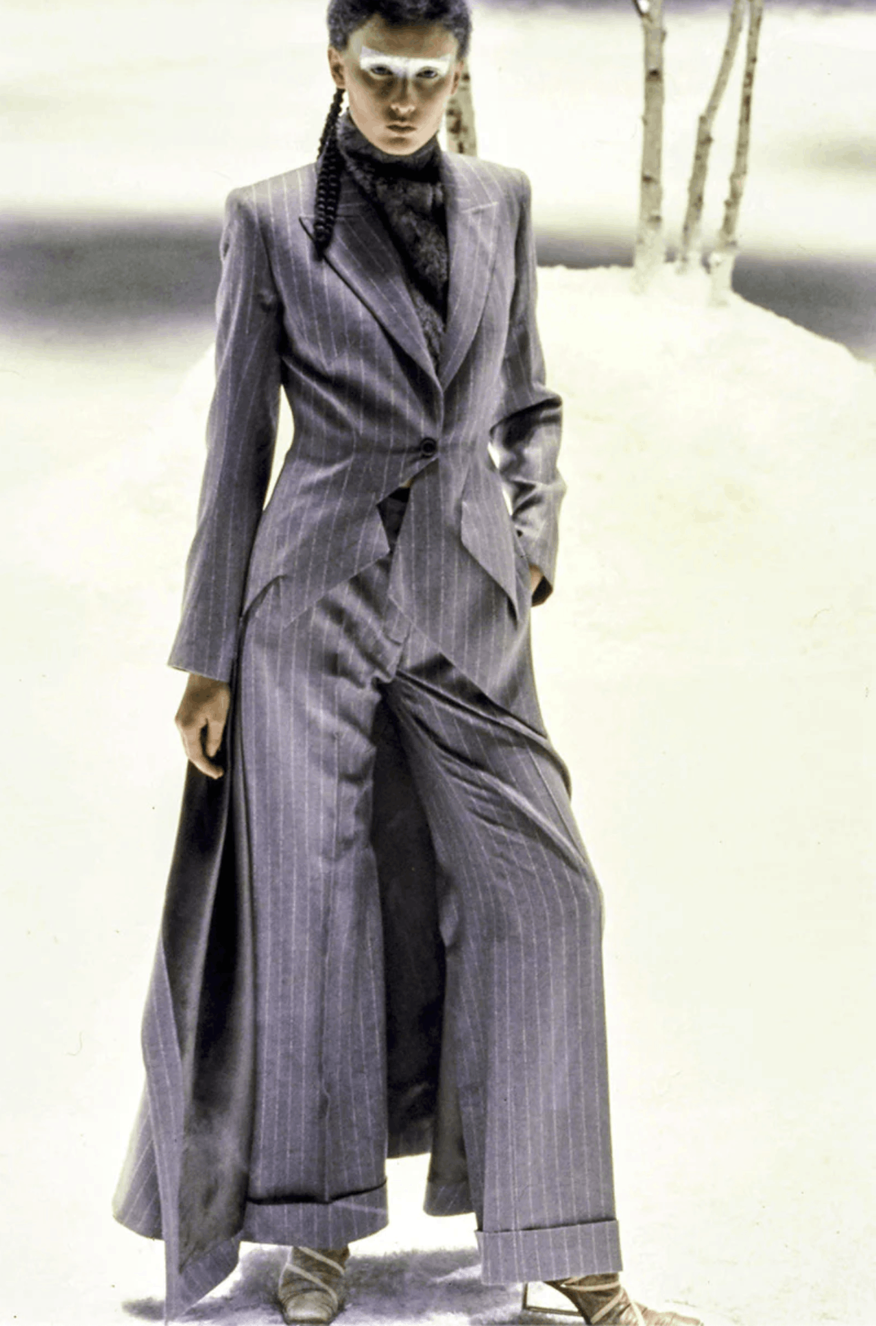 Alexander McQueen Fall 1999 Alexander McQueen 'The Overlook' Fantail Coat Size M / US 6-8 / IT 42-44 - 1 Thumbnail