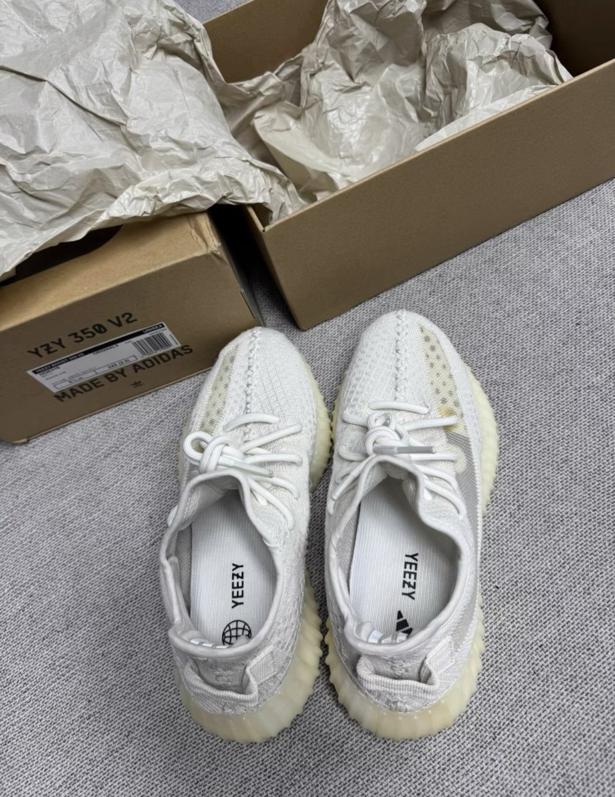 Adidas Adidas Yeezy 350 Bone White 2.0 K37 Size US 6.5 / EU 39-40 - 1 Thumbnail