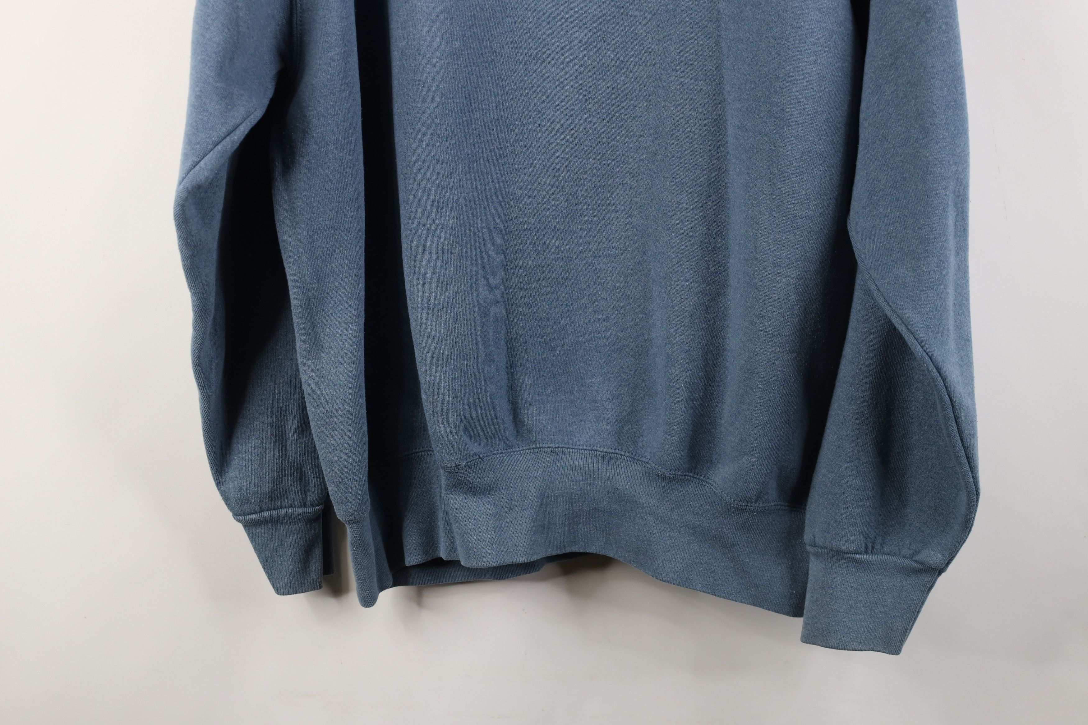 Vintage Vintage 90s Streetwear Heavyweight Crewneck Sweatshirt Blue Size US XL / EU 56 / 4 - 11 Thumbnail