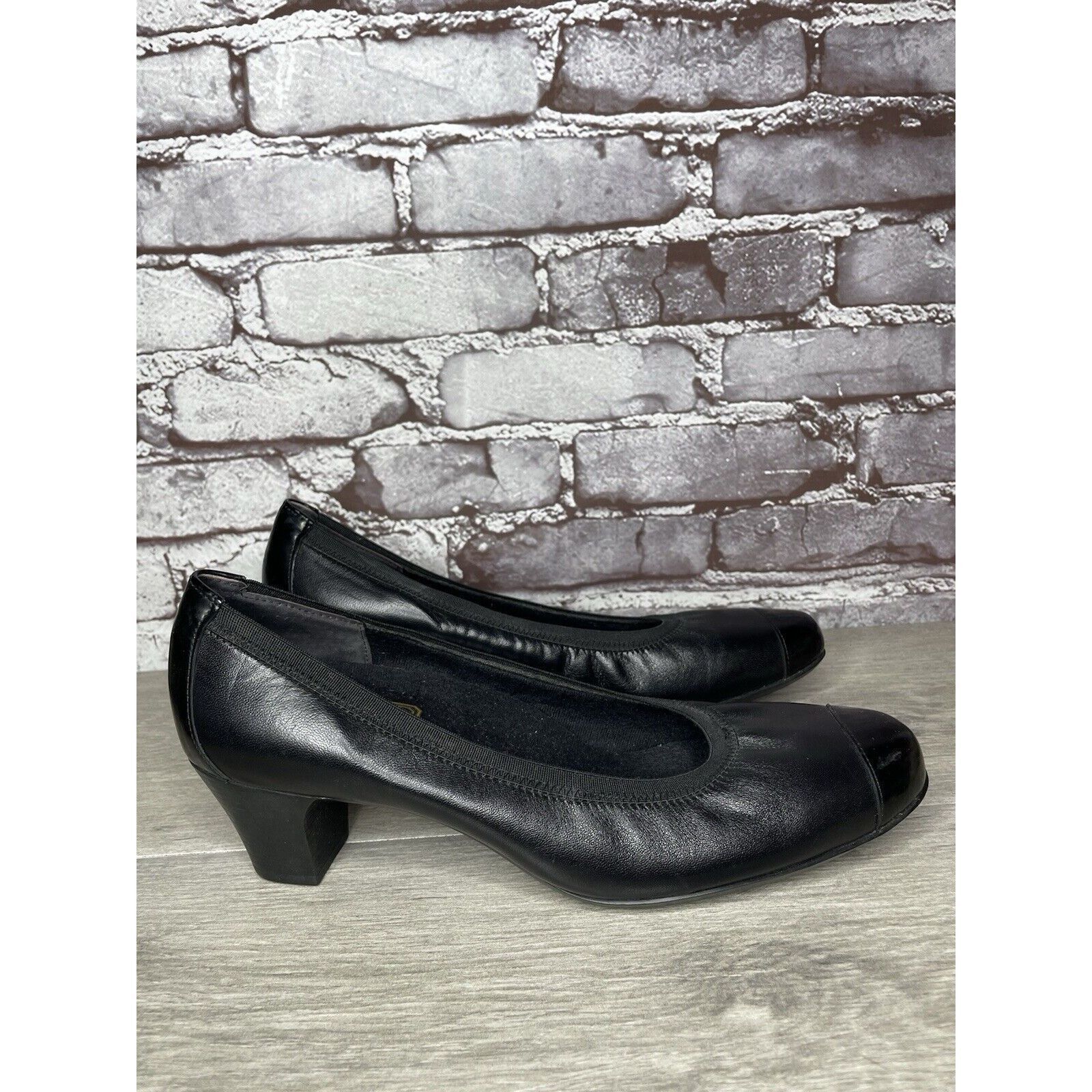 Other Munro American Black Leather Cap Toe Elastic Comfort Heels W Size US 11.5 / IT 41.5 - 1 Thumbnail