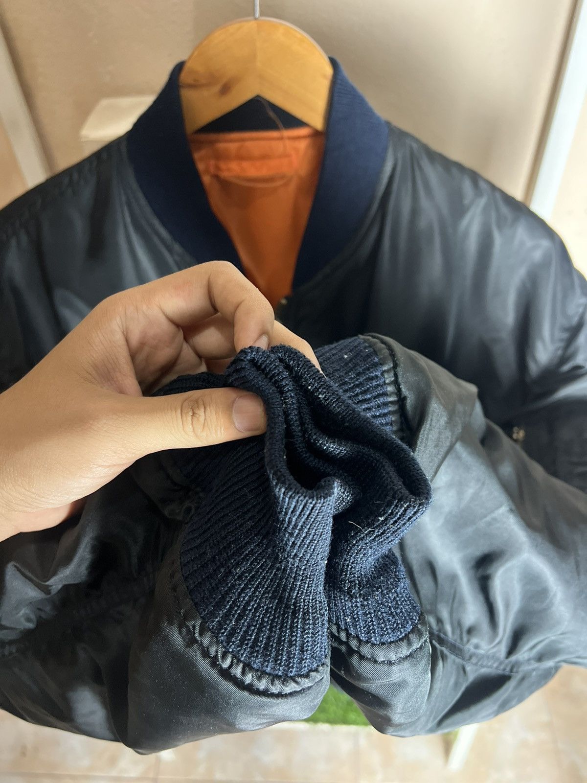 Other Vintage MA-1 Bomber Jacket Reversible Black Orange IDEAL Zip Size US L / EU 52-54 / 3 - 8 Thumbnail