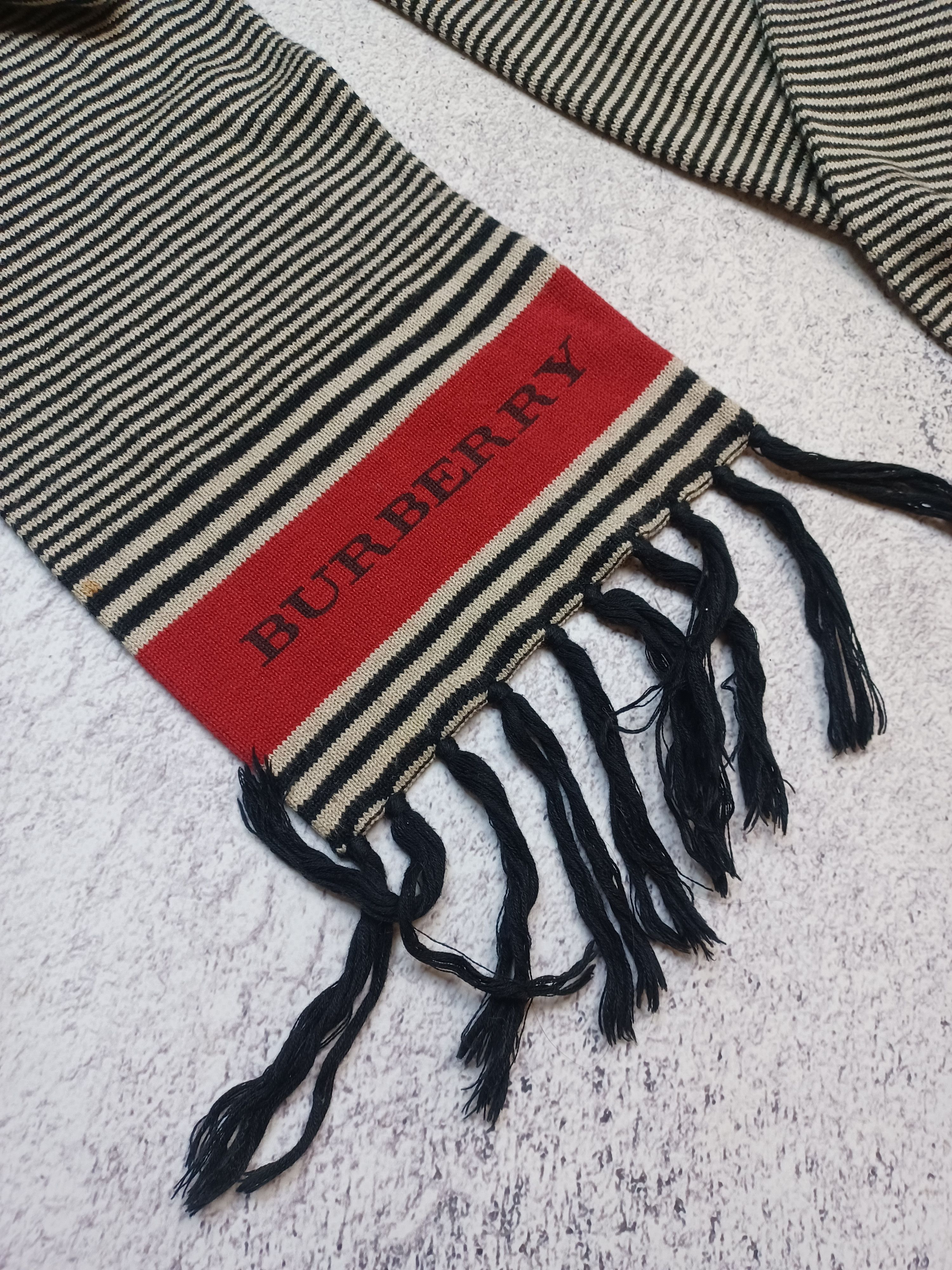 Burberry × Vintage Burberry Striped Scarf Size ONE SIZE - 3 Thumbnail