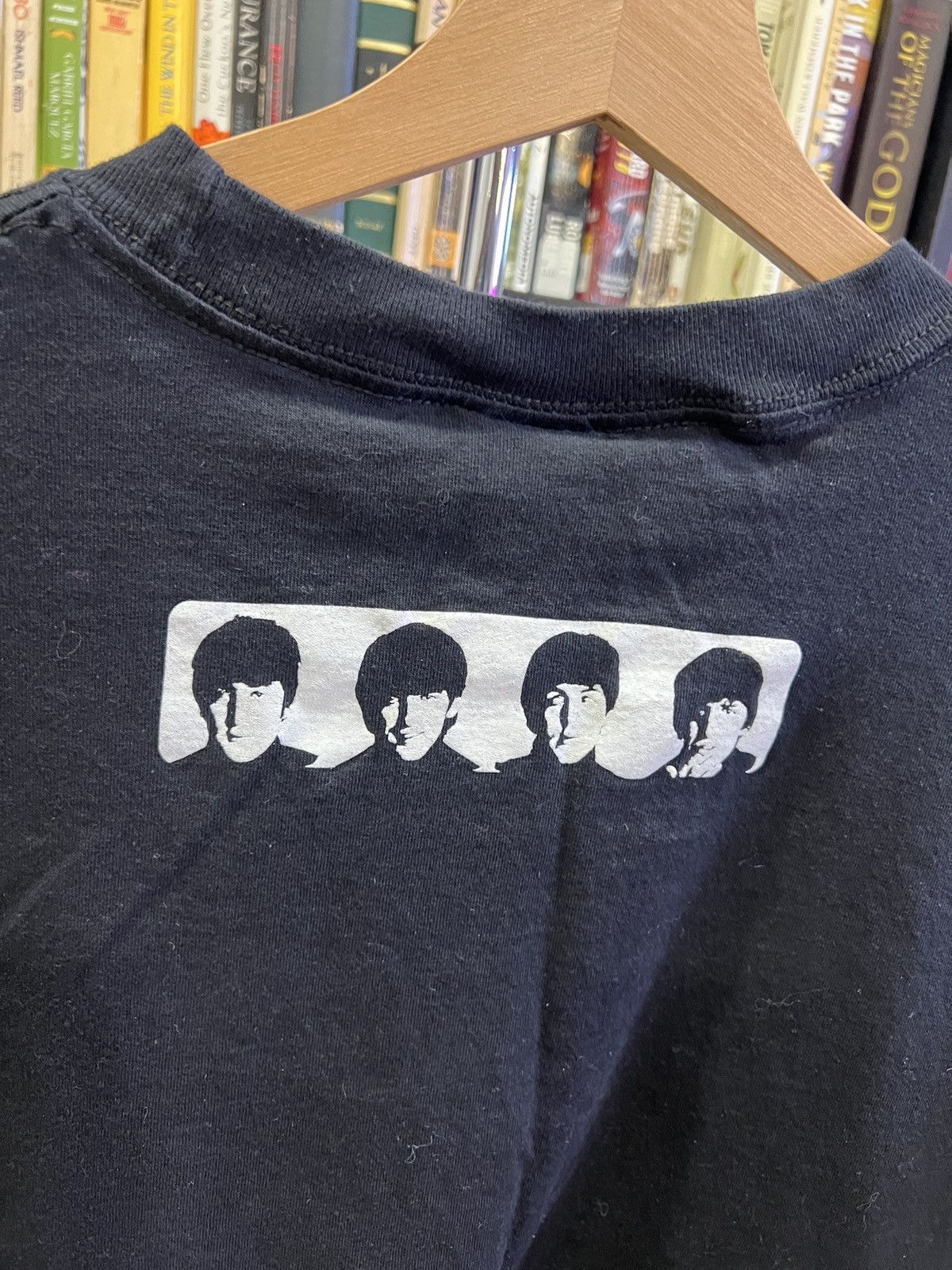 Apple vintage the beatles a hard days night tee Size US XXL / EU 58 / 5 - 4 Thumbnail