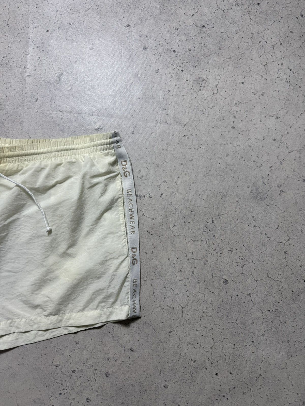Dolce & Gabbana Dolce & Gabbana DG Beachwear White Nylon Vintage Shorts Size US 36 / EU 52 - 4 Thumbnail