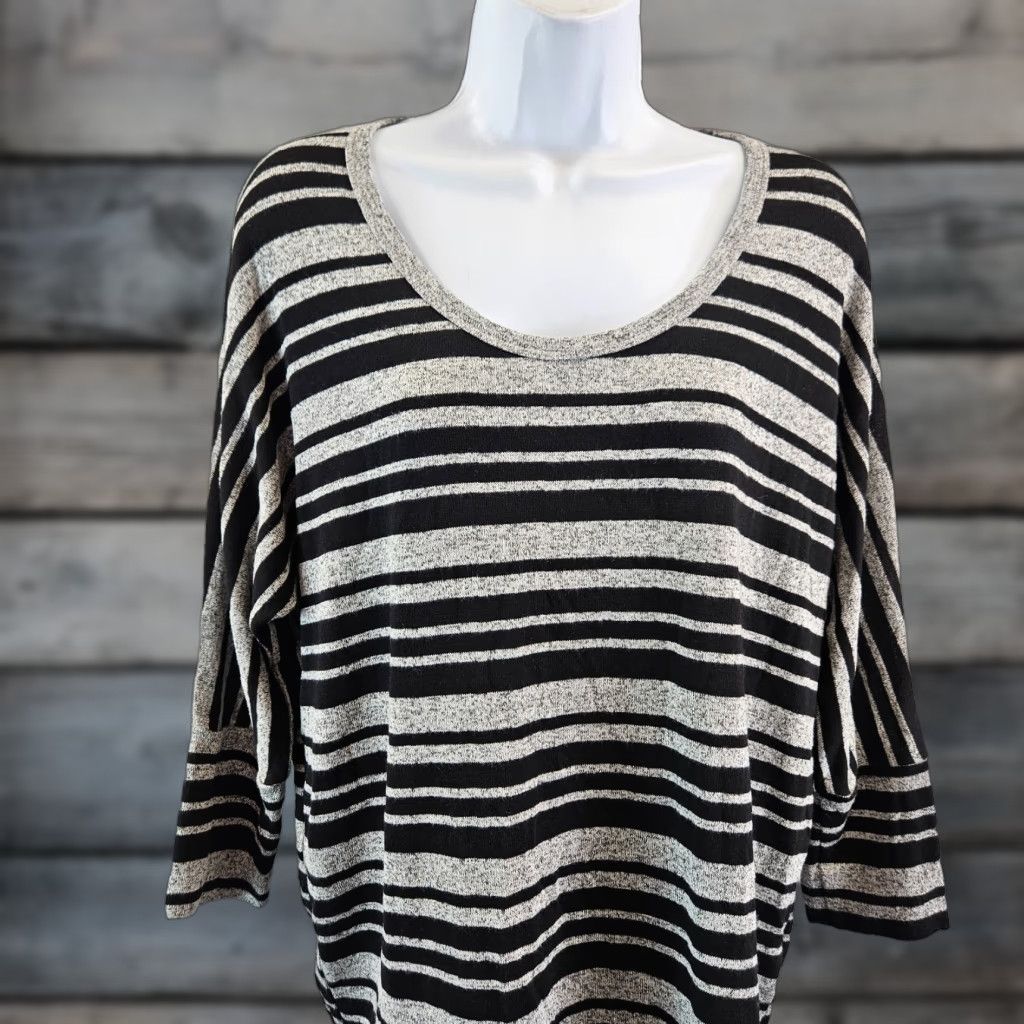 Market Market & Spruce Womens Knit Top XL Black Gray Stripe 3/4 Sleeve Scoop Neck Blouse Womens XL Knit Top Black Gray Stripe Size XL / US 12-14 / IT 48-50 - 1 Thumbnail
