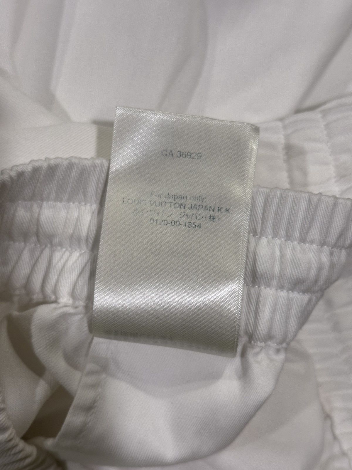 Louis Vuitton Louis Vuitton x NBA x Virgil Embroidered White Shorts Size US 36 / EU 52 - 12 Thumbnail