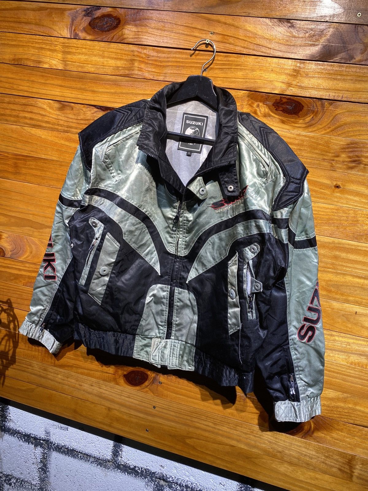 Japanese Brand Vintage Suzuki Team Motorcycle Riding Black Metallic Green Size US L / EU 52-54 / 3 - 11 Thumbnail