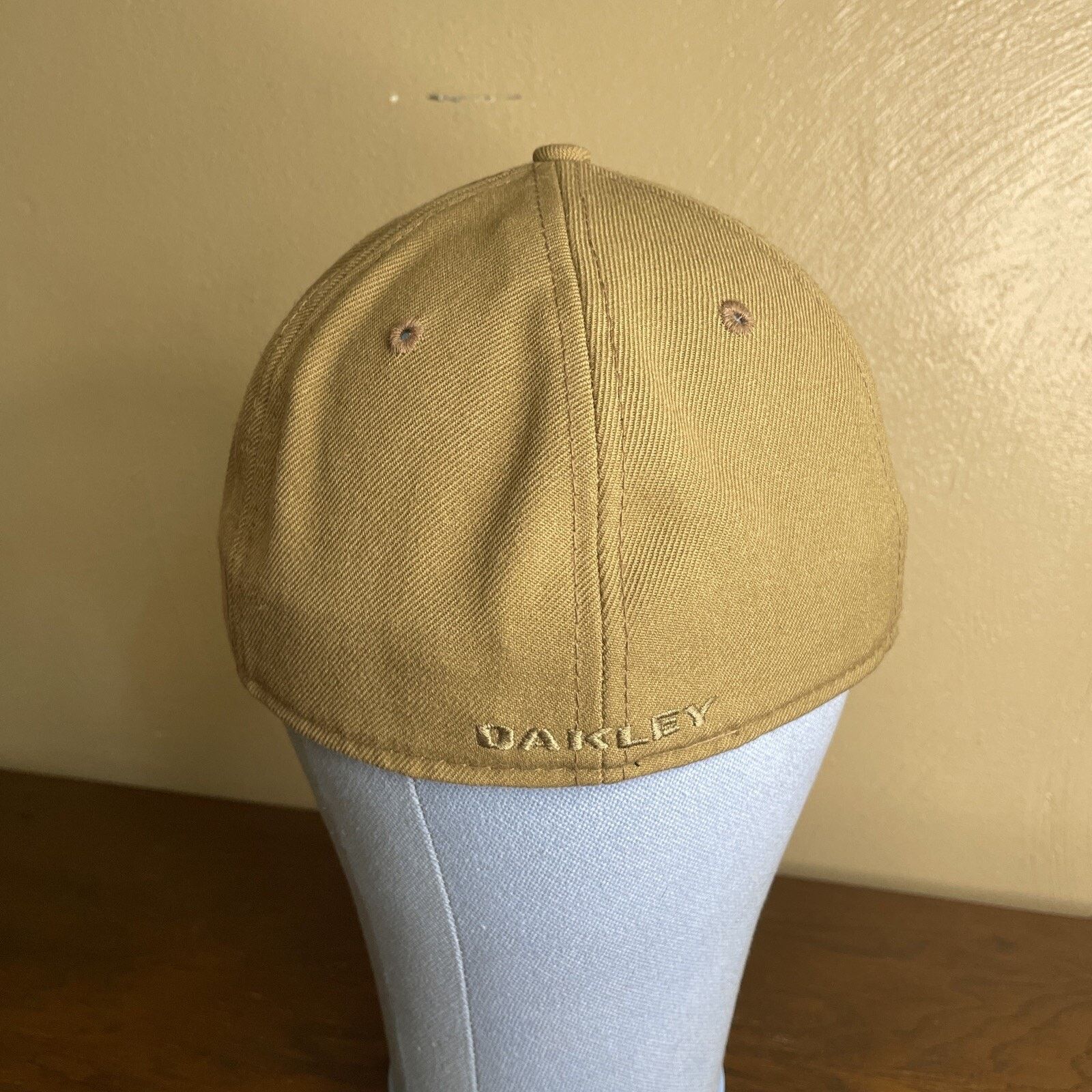 New Era Oakley NewEra Khaki Gold Metallic Hat Sz 7 1/8 Fitted Size ONE SIZE - 3 Thumbnail