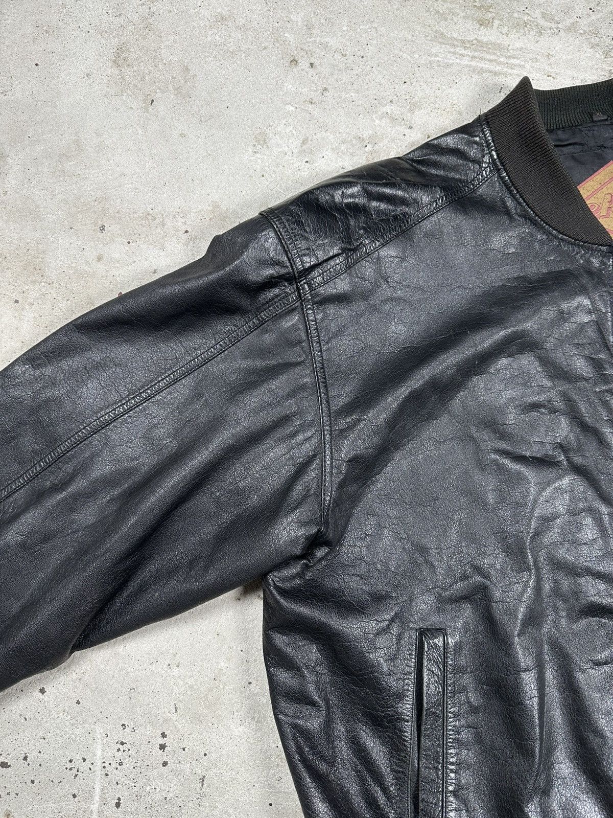 Genuine Leather × Vintage Vintage Y2K MA1 Leather Military Bomber Jacket Flyers Size US XL / EU 56 / 4 - 4 Thumbnail
