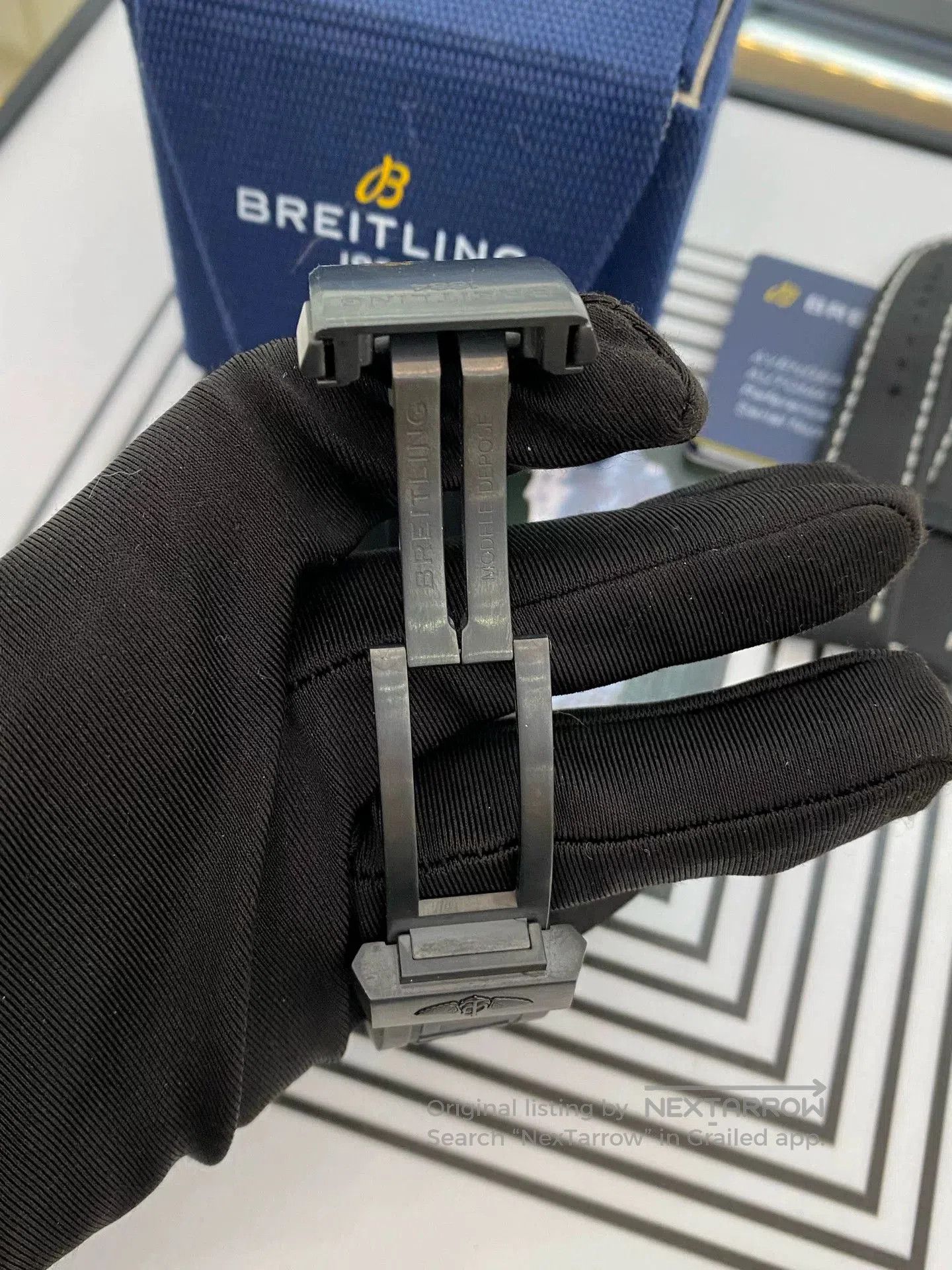 Breitling Breitling Avenger V32395101B1X4. Size ONE SIZE - 5 Thumbnail