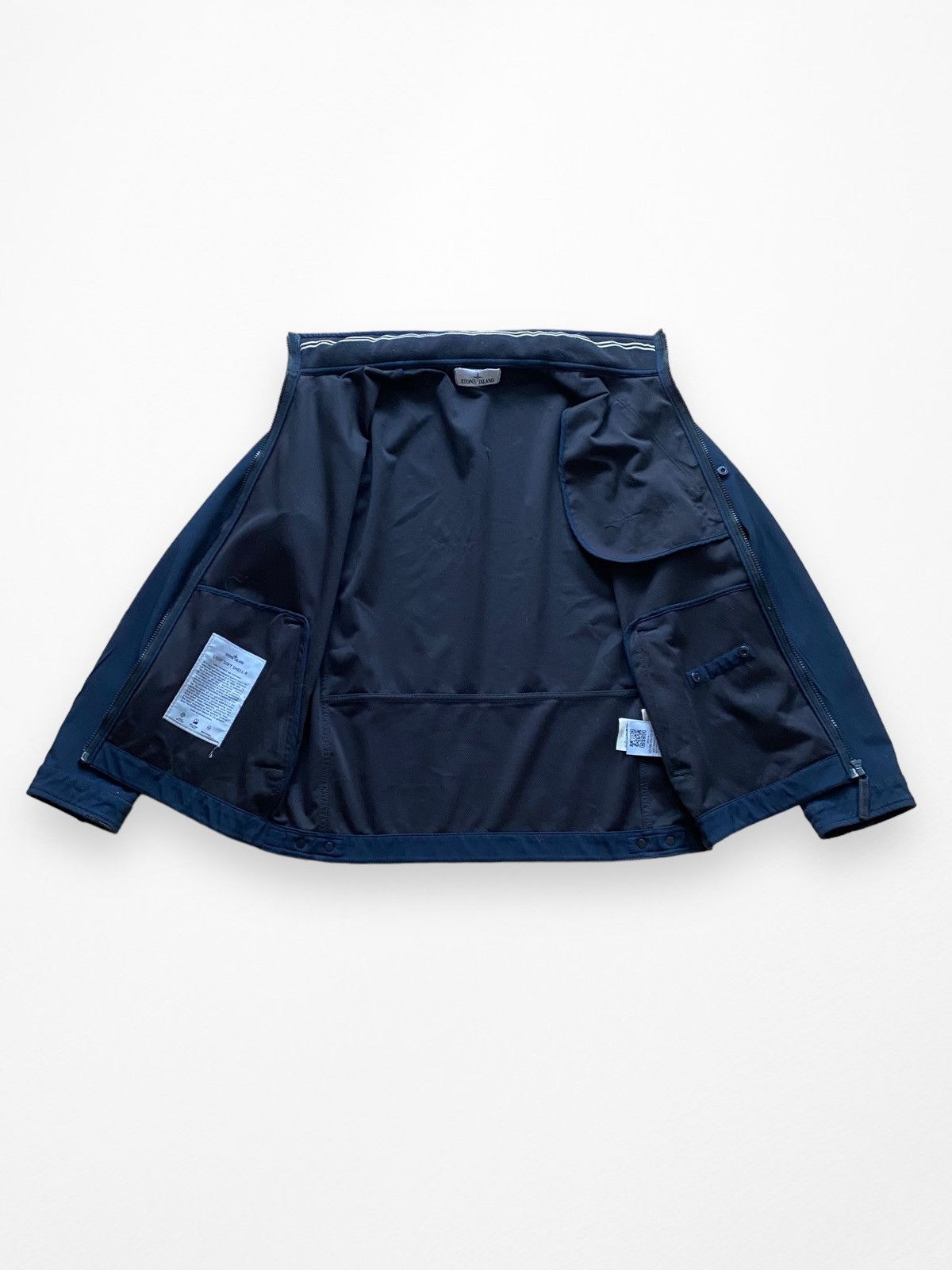 Stone Island Stone Island Light Soft Shell-R Jacket Size US L / EU 52-54 / 3 - 2 Thumbnail