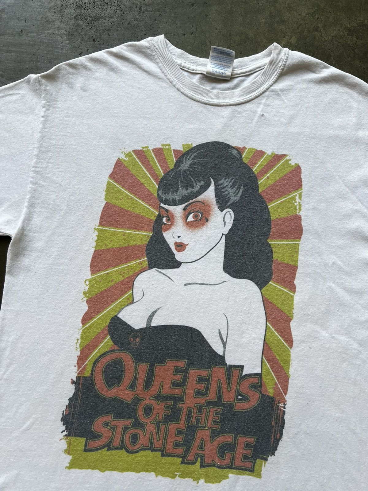 Vintage VTG 2008 Queens of The Stone Age Band Tour Tee Shirt Kozik Size US M / EU 48-50 / 2 - 3 Thumbnail