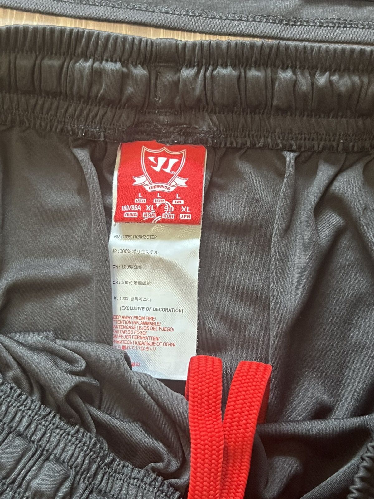 Sports Specialties × Warrior 2014/15 Liverpool Set Warrior Third Size L Size US L / EU 52-54 / 3 - 10 Thumbnail