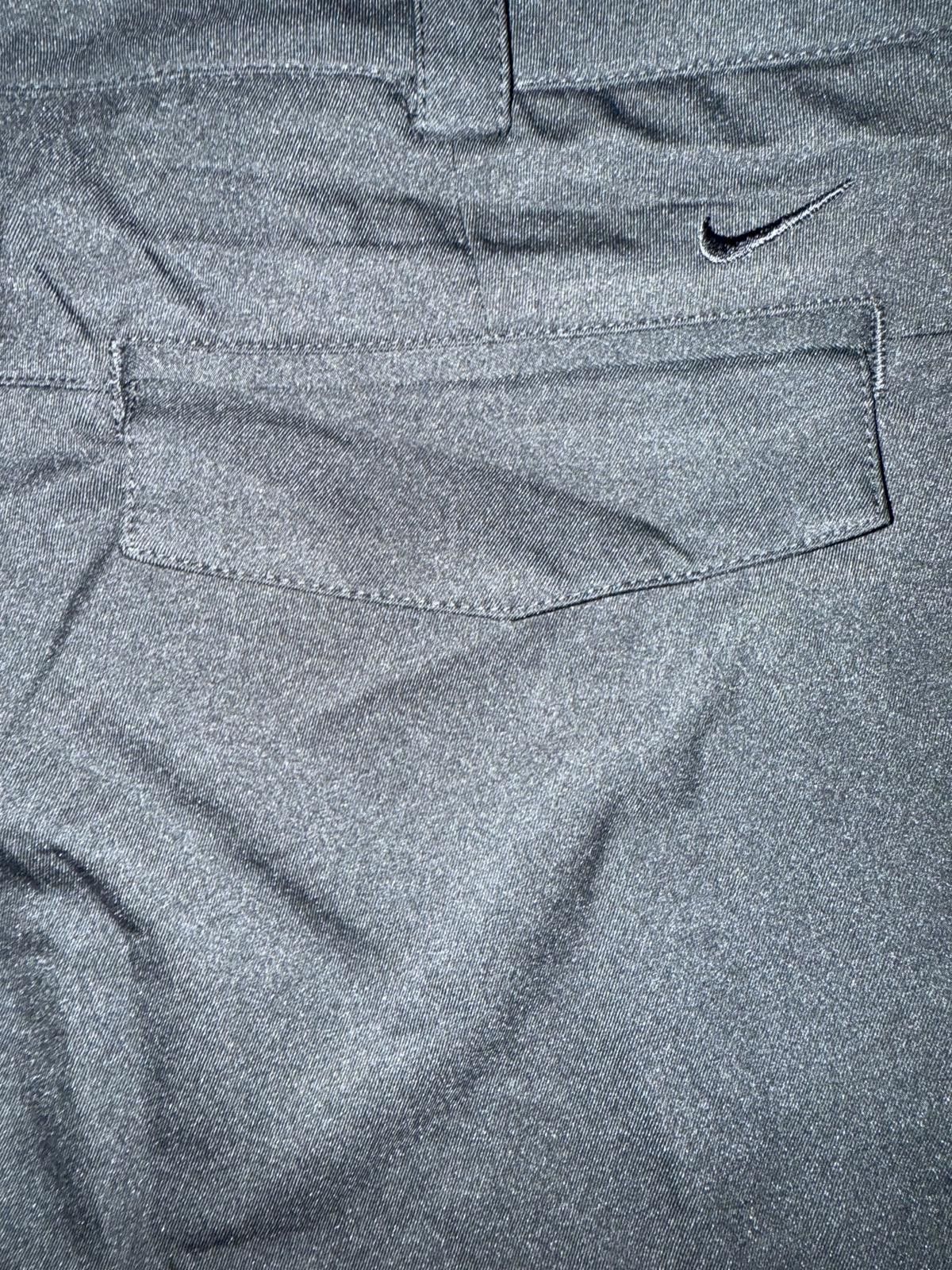 Nike Nike Women's Dri Fit Modern Rise Golf Shorts Size 28" / US 6 / IT 42 - 6 Thumbnail