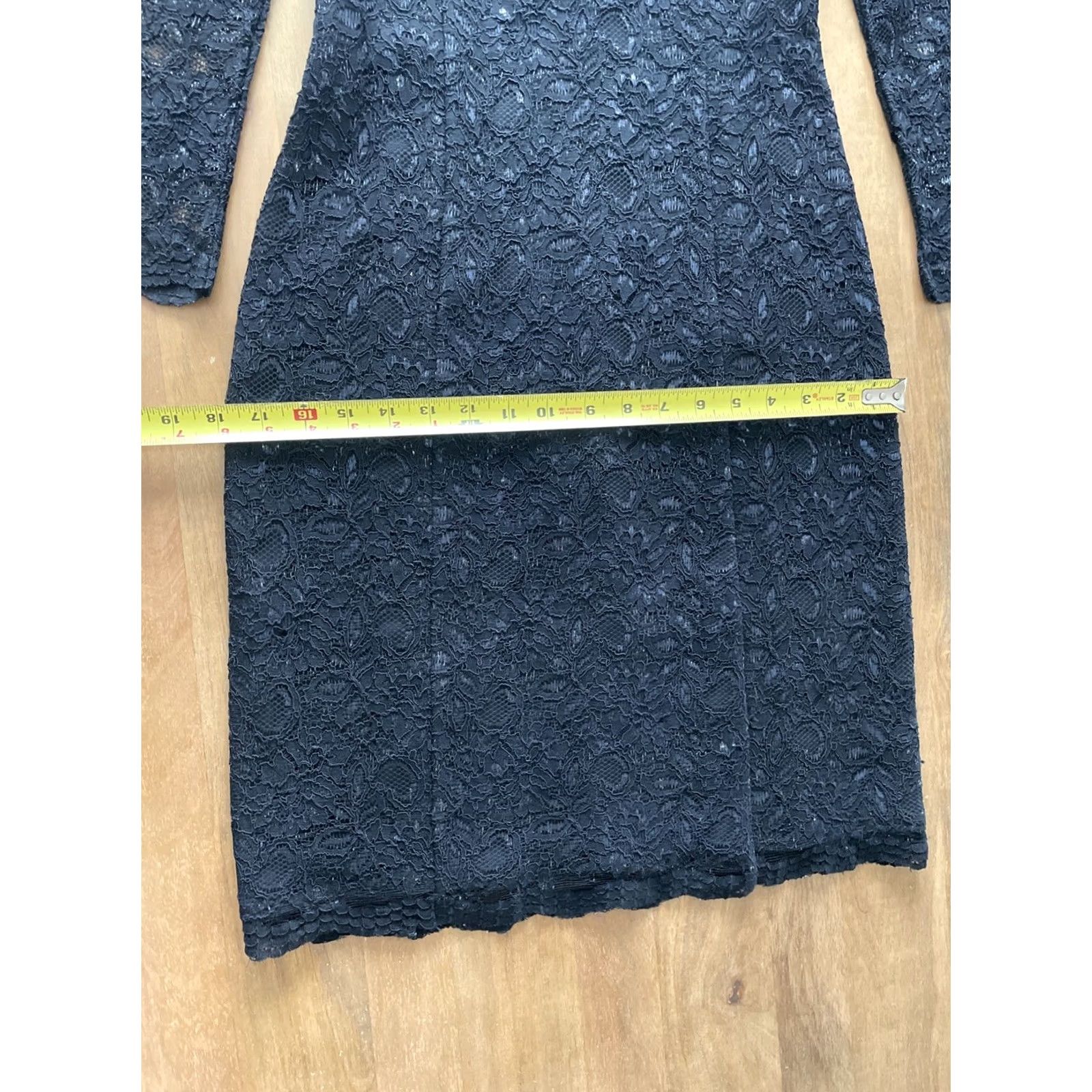 Banana Republic Banana Republic Dress L’Wren Scott Collection V-Neck Lace A-Line Midi Womens 4 Black 3/4 Sleeve Knee Length Party/Cocktail Size S / US 4 / IT 40 - 6 Thumbnail
