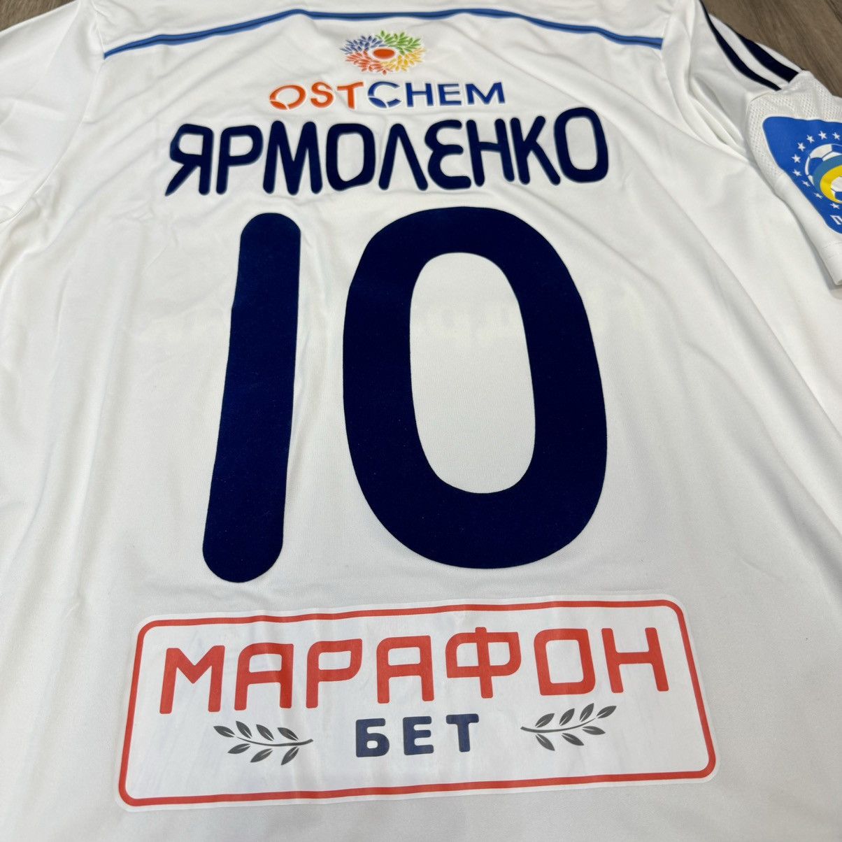 Adidas Dynamo Kiev 14/15 home shirt #10 yarmolenko Size US L / EU 52-54 / 3 - 7 Thumbnail