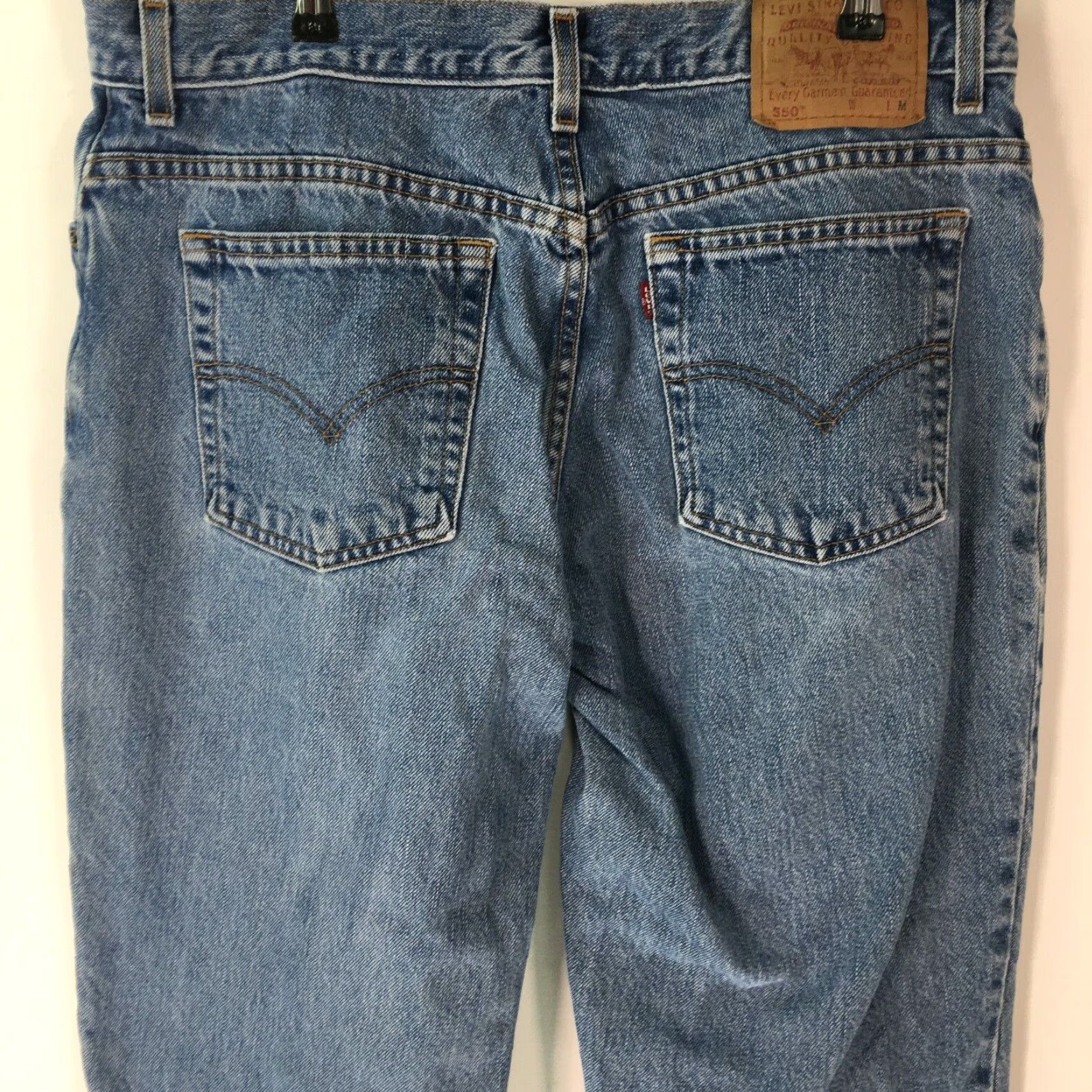 Levi's Levi's 550 Jeans - Men - Straight Leg - Regular - Size 34x30 - Medium Blue Denim - Belt Loops - Cotton - 34 Waist 30 Inseam - Vintage Classic Style Size US 34 / EU 50 - 3 Thumbnail