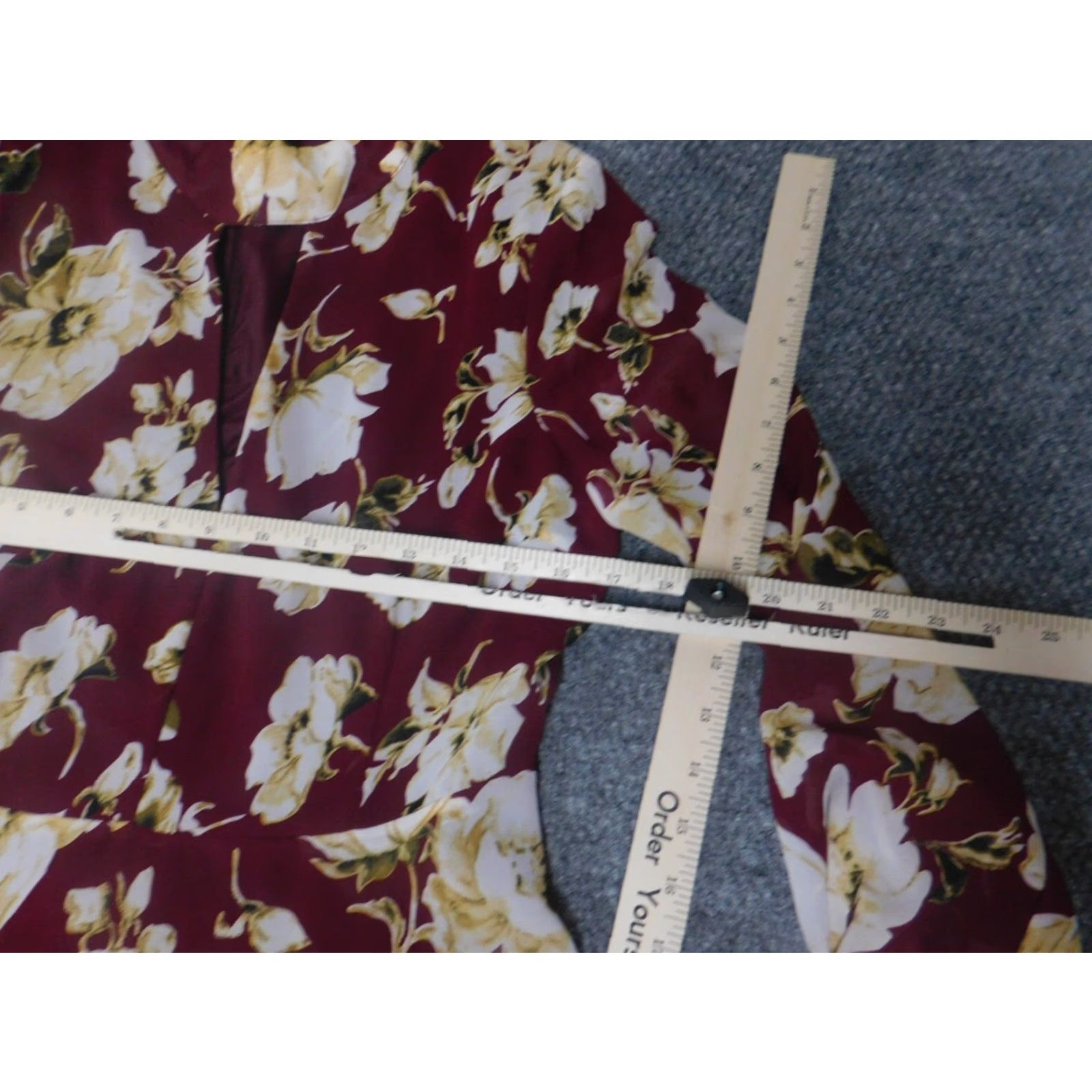 Vintage LUCCA Womens Dress A-Line Dress Medium Red Floral Raglan Short Sleeve Lined Polyester Rayon Christmas/Business Casual Women’s Style 2020s Size M / US 6-8 / IT 42-44 - 3 Thumbnail