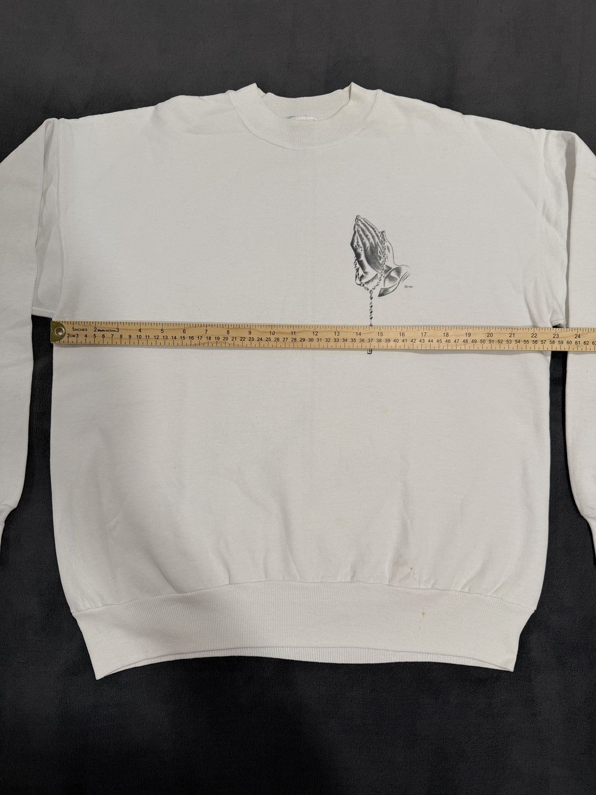 Homies Vintage 1998 Aztlan Graphics Praying Hands Cross Crewneck Size US L / EU 52-54 / 3 - 8 Thumbnail