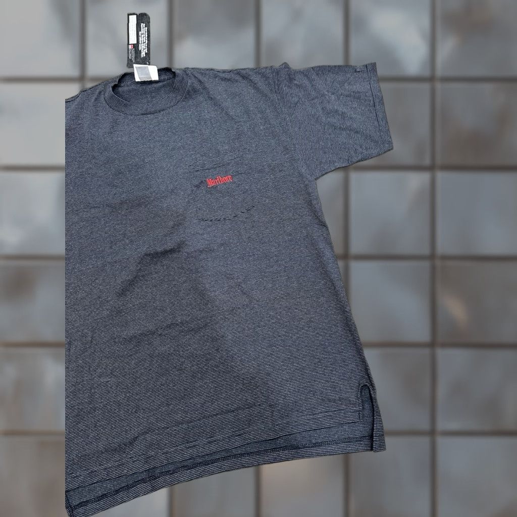 Marlboro VINTAGE Marlboro T-Shirt Striped Pocket Black Grey 2XL Adult USA CreW Neck Short Sleeve Mens Womens Unisex 90s 80s Classic USA Marlboro Shirt Size US XXL / EU 58 / 5 - 1 Thumbnail