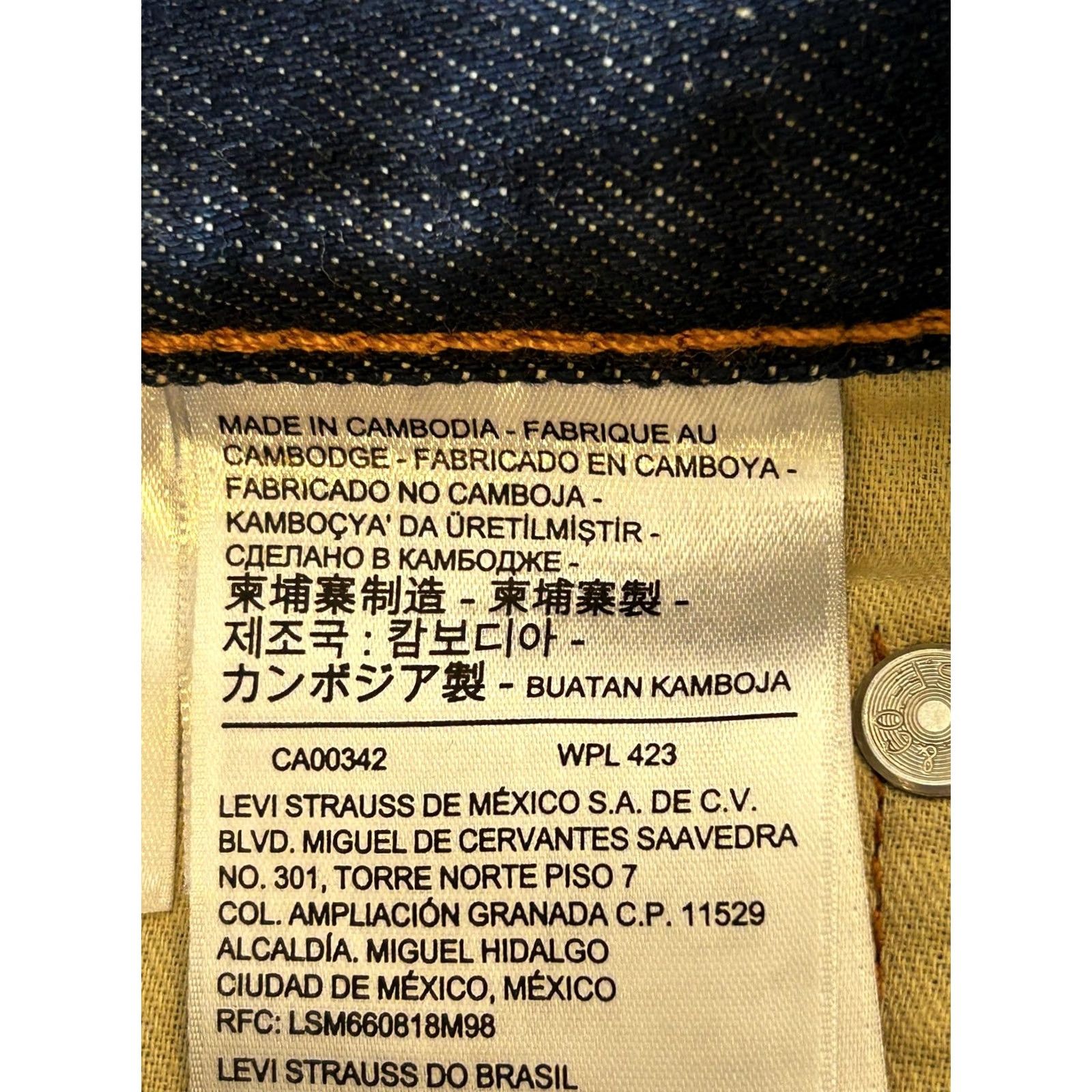 Levi's Levi's Jeans Bermuda Shorts 569 Relaxed Fit 32 Mens Dark Wash Denim 5-Pocket Belt Loops Zip Fly Shorts Blue Size US 32 / EU 48 - 4 Thumbnail