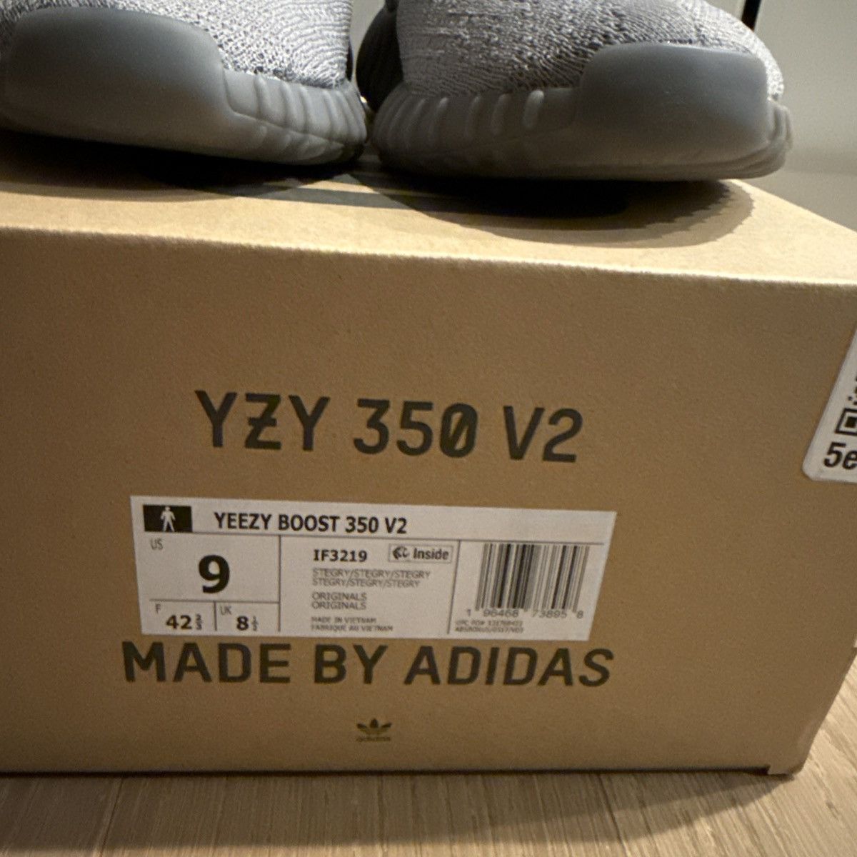 Adidas ADIDAS YEEZY BOOST 350 V2 STEEL GREY SIZE 9 NEW WITH BOX Size US 9 / EU 42 - 9 Thumbnail