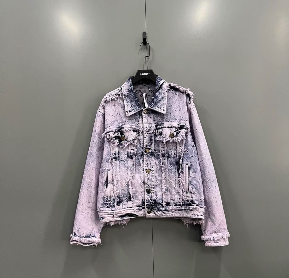 Louis Vuitton Louis Vuitton Vintage Logo Jacquard Fringe Denim Jacket J41 Size US M / EU 48-50 / 2 - 1 Thumbnail