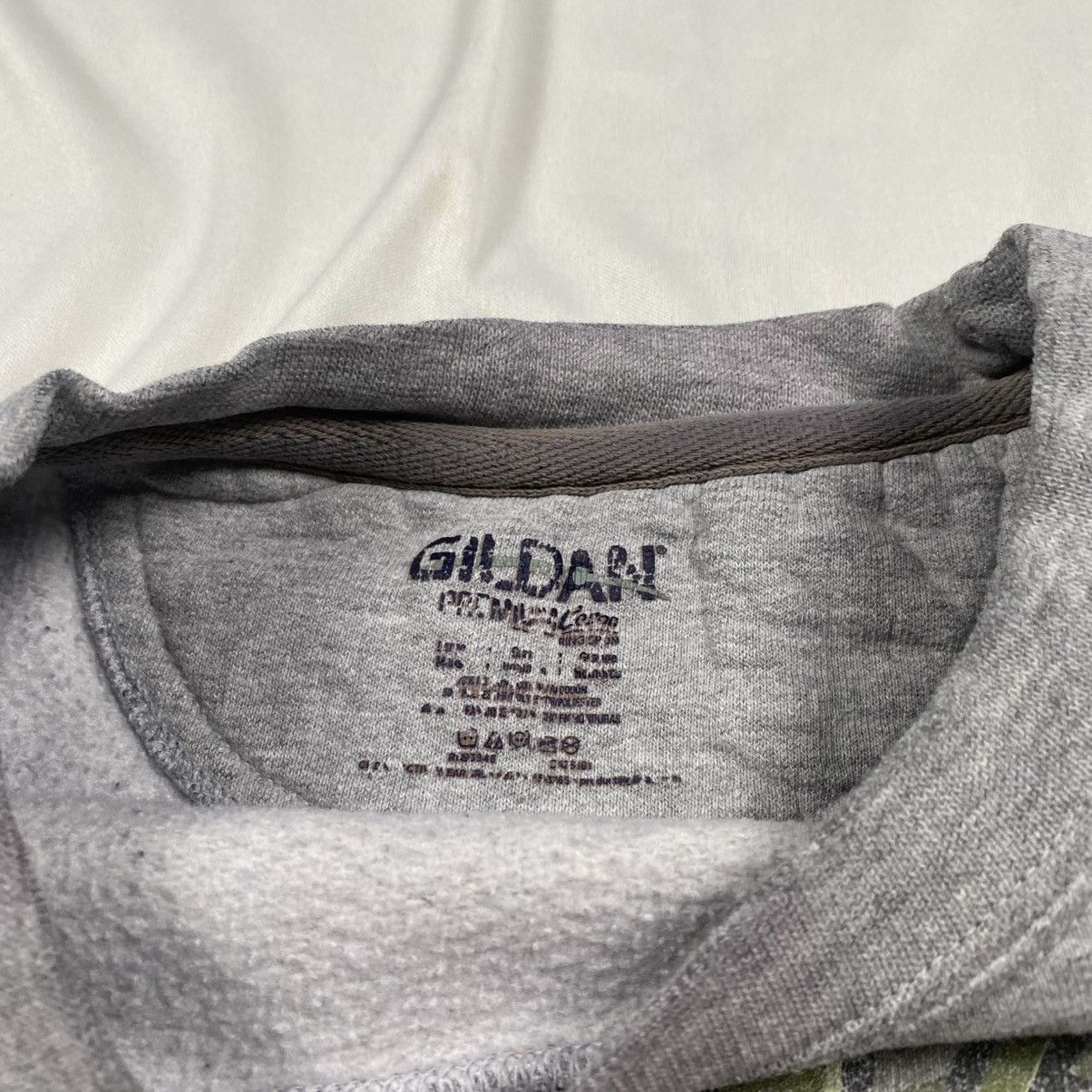Gildan Vintage y2k Duck Dysnasty Jack Distressed Crewneck Size US S / EU 44-46 / 1 - 7 Thumbnail