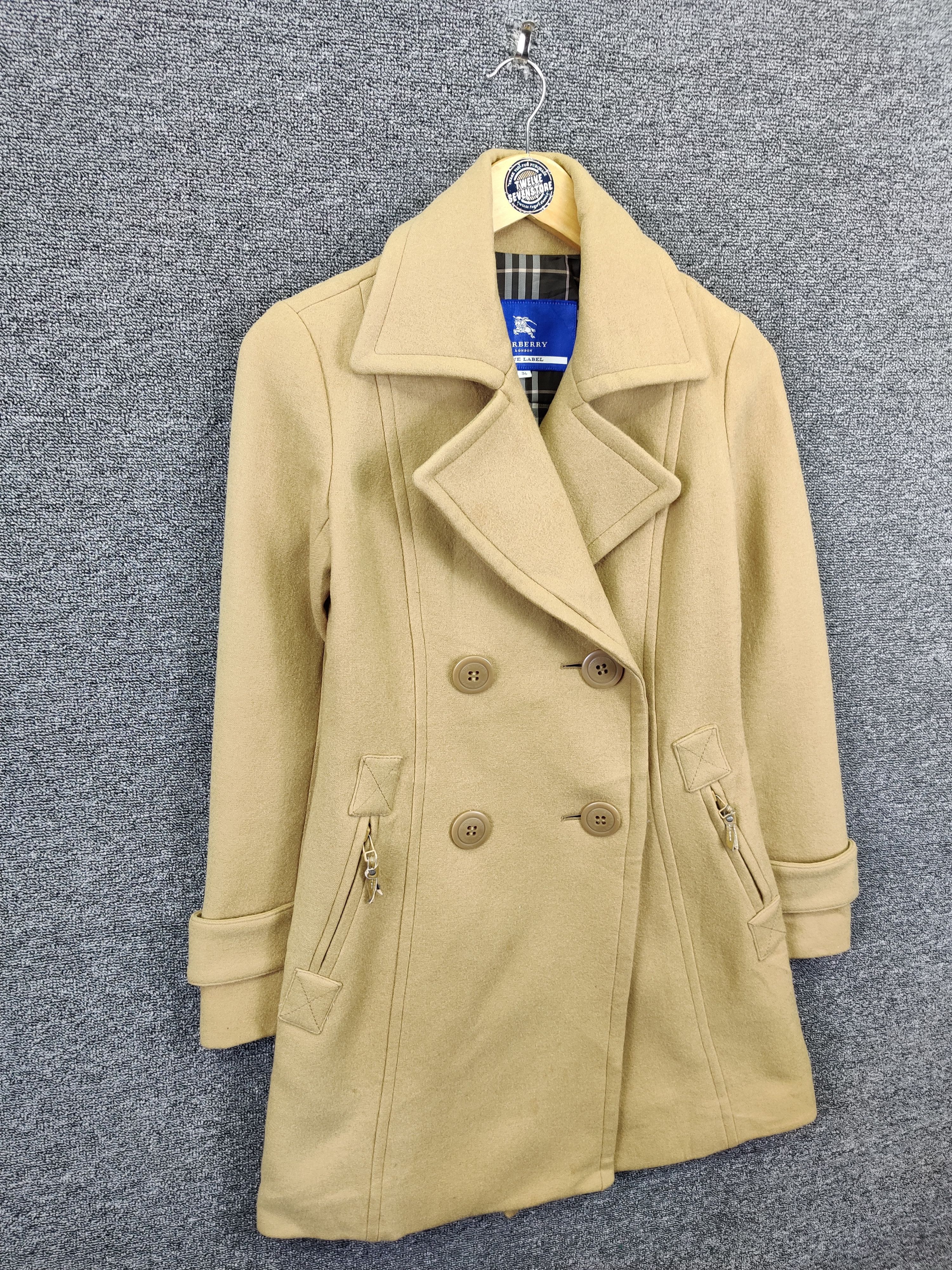 Burberry Vintage Burberry Nova Check Wool Double Breasted Coat Size US S / EU 44-46 / 1 - 5 Thumbnail