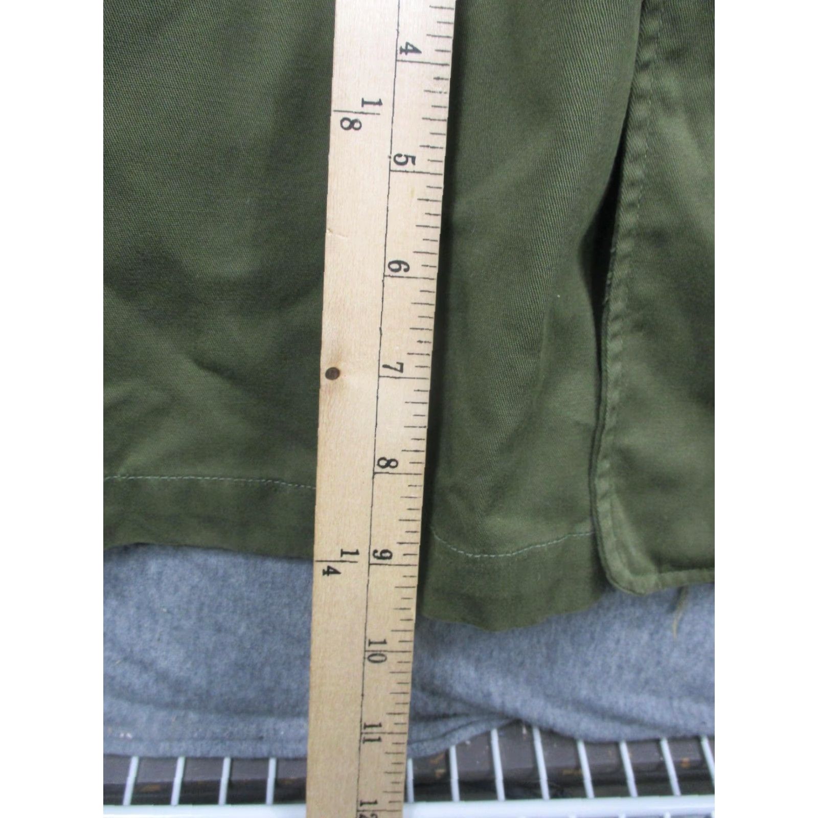 Vintage VINTAGE U.S. Army Overcoat Mens Small Regular Green Belted Liner Removable Liner Cotton Blend Pockets Epaulets Buckle 50/50 Coat Size US S / EU 44-46 / 1 - 4 Thumbnail