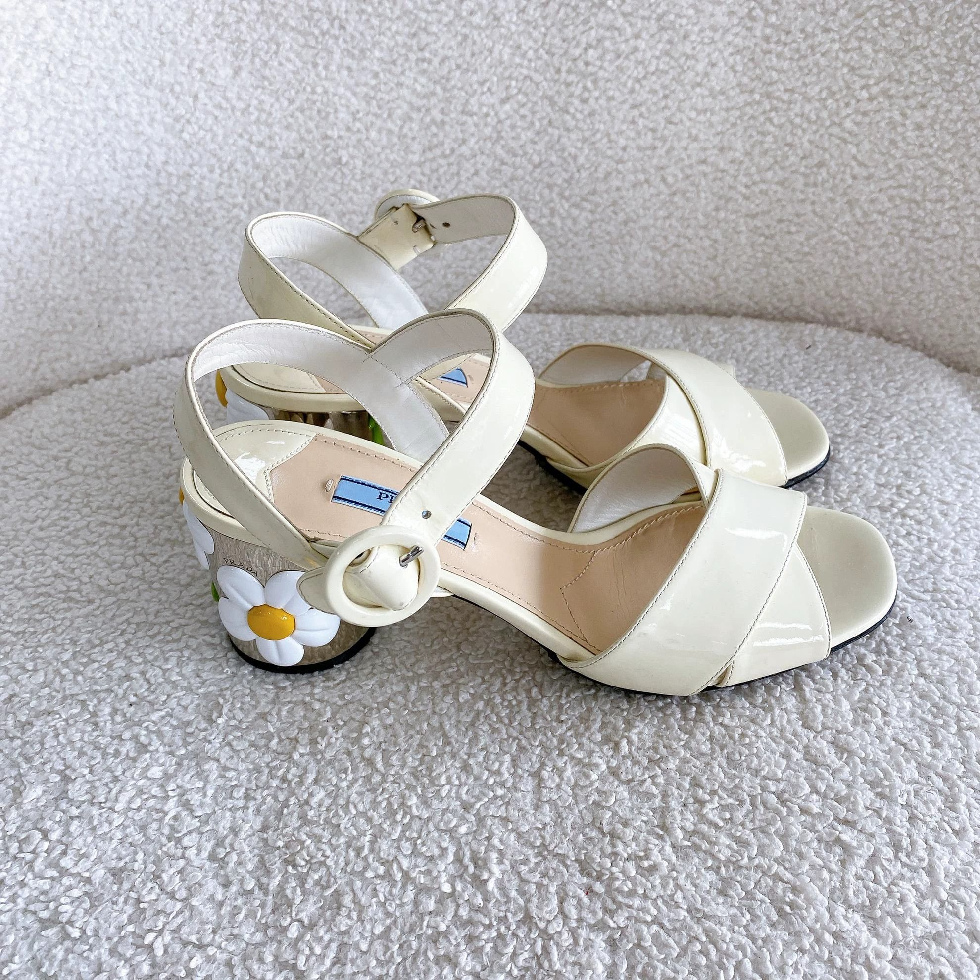 Prada Prada White Patent Leather Heeled Sandals 37.5 Size US 7 / IT 37 - 4 Thumbnail