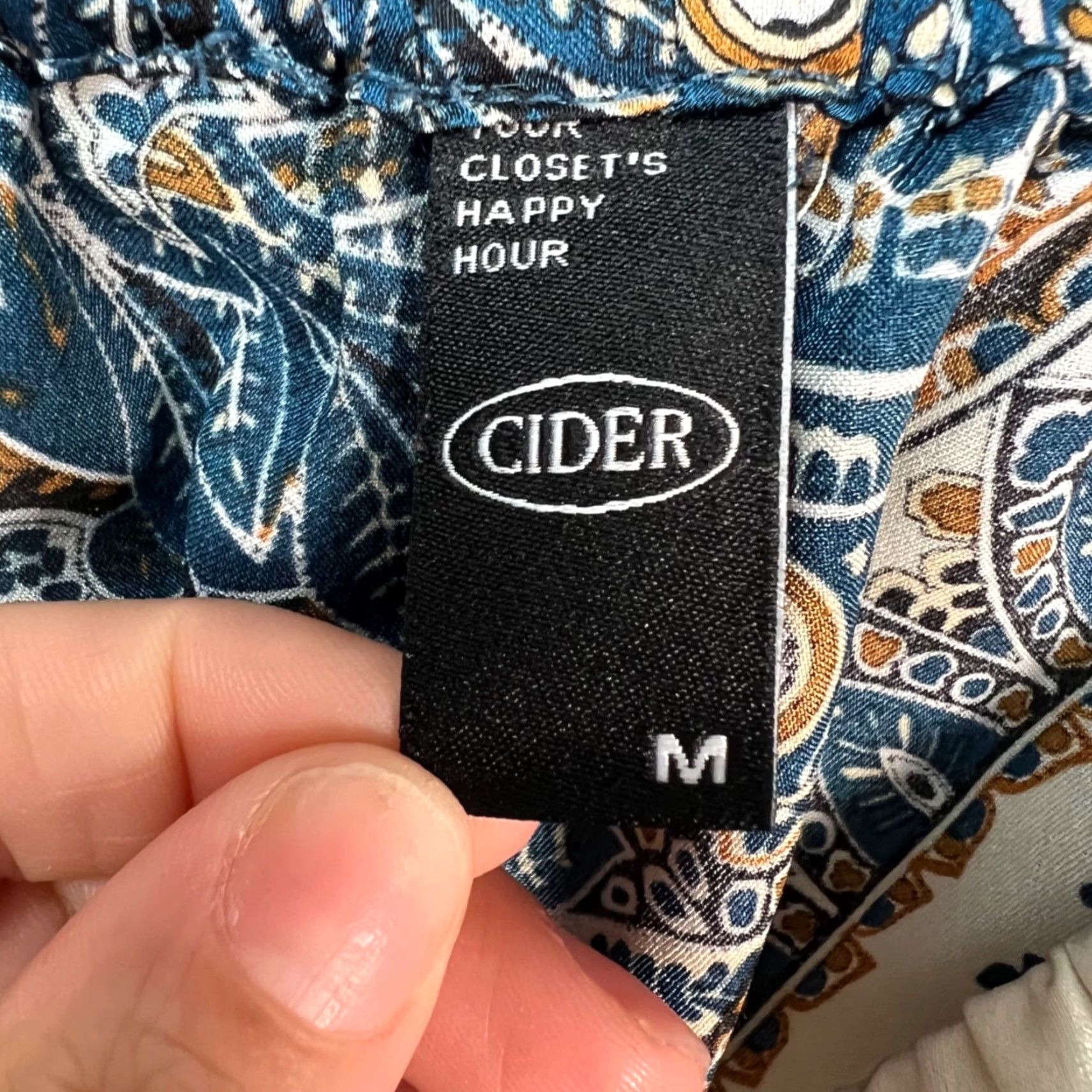 Cider Cider Womens High-Waist Bermuda Shorts Paisley Print Blue Summer M Light Weight Polyester Beige? Size 32" / US 10 / IT 46 - 3 Thumbnail