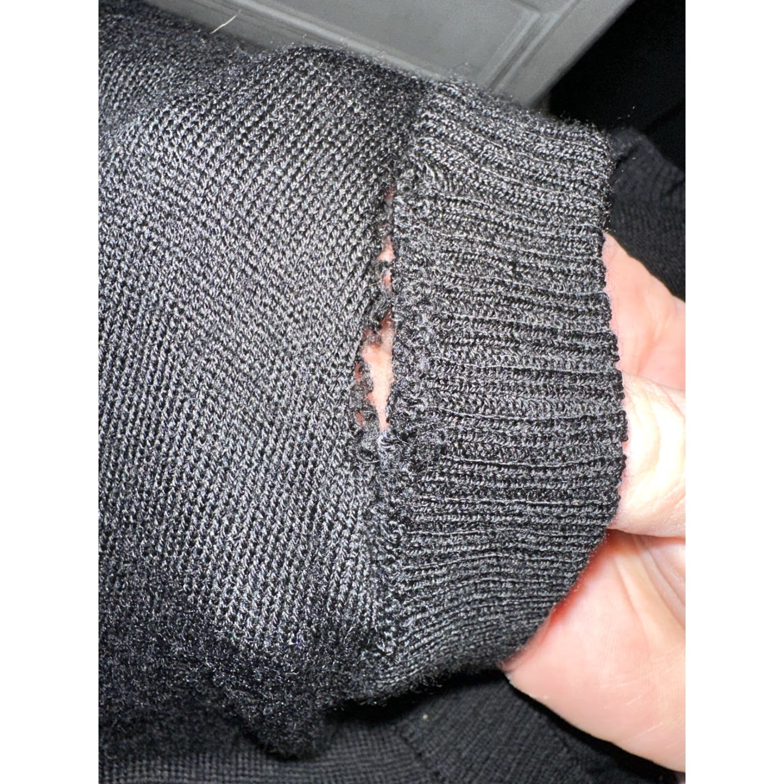 Smartwool Smartwood black button up wool cardigan sweater Womens Size M (collar needs fix) Size M / US 6-8 / IT 42-44 - 6 Thumbnail