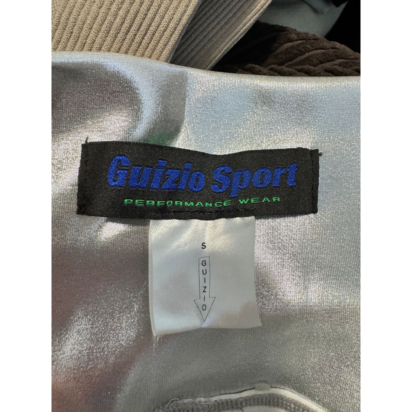 Guizio Danielle Guizio Sport Performance Wear Metallic Biker Shorts Size 26" / US 2 / IT 38 - 4 Thumbnail