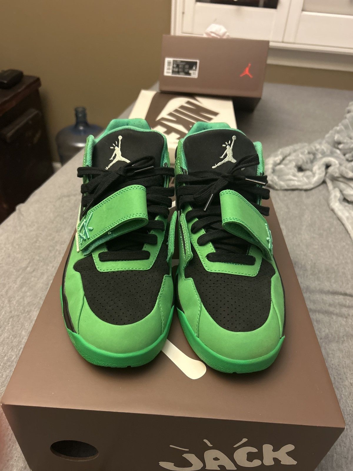 Travis Scott Travis Scott Jumpman Jack Green Spark Size US 12 / EU 45 - 3 Thumbnail