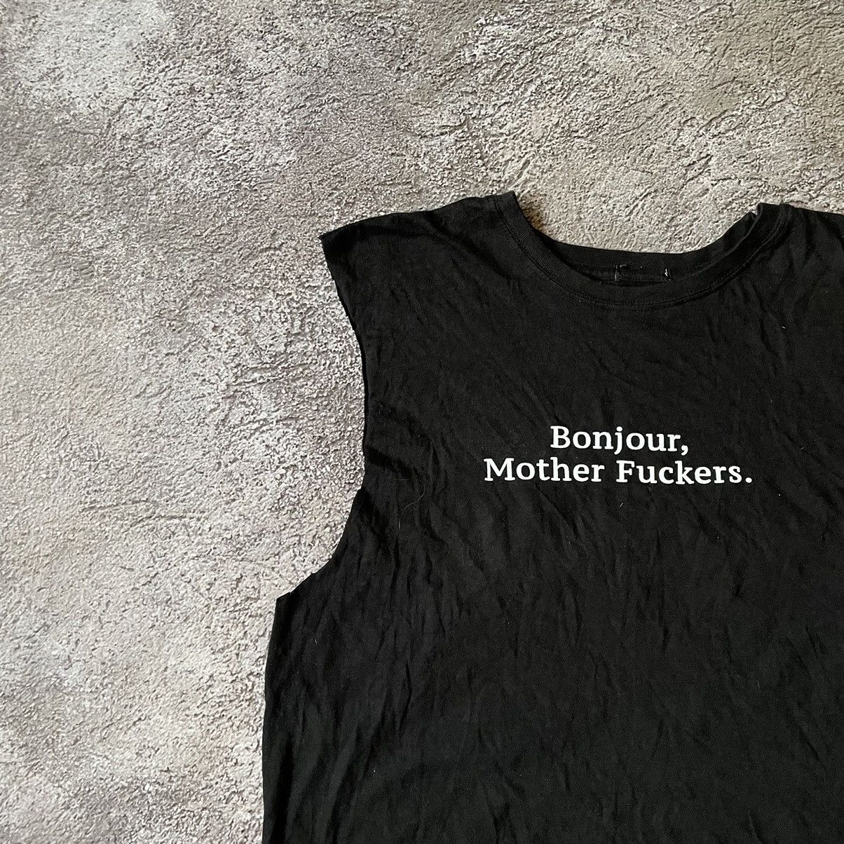Vintage Vintage Y2K Bonjour Graphic Tee Relaxed Fit Streetwear S Size US S / EU 44-46 / 1 - 5 Thumbnail