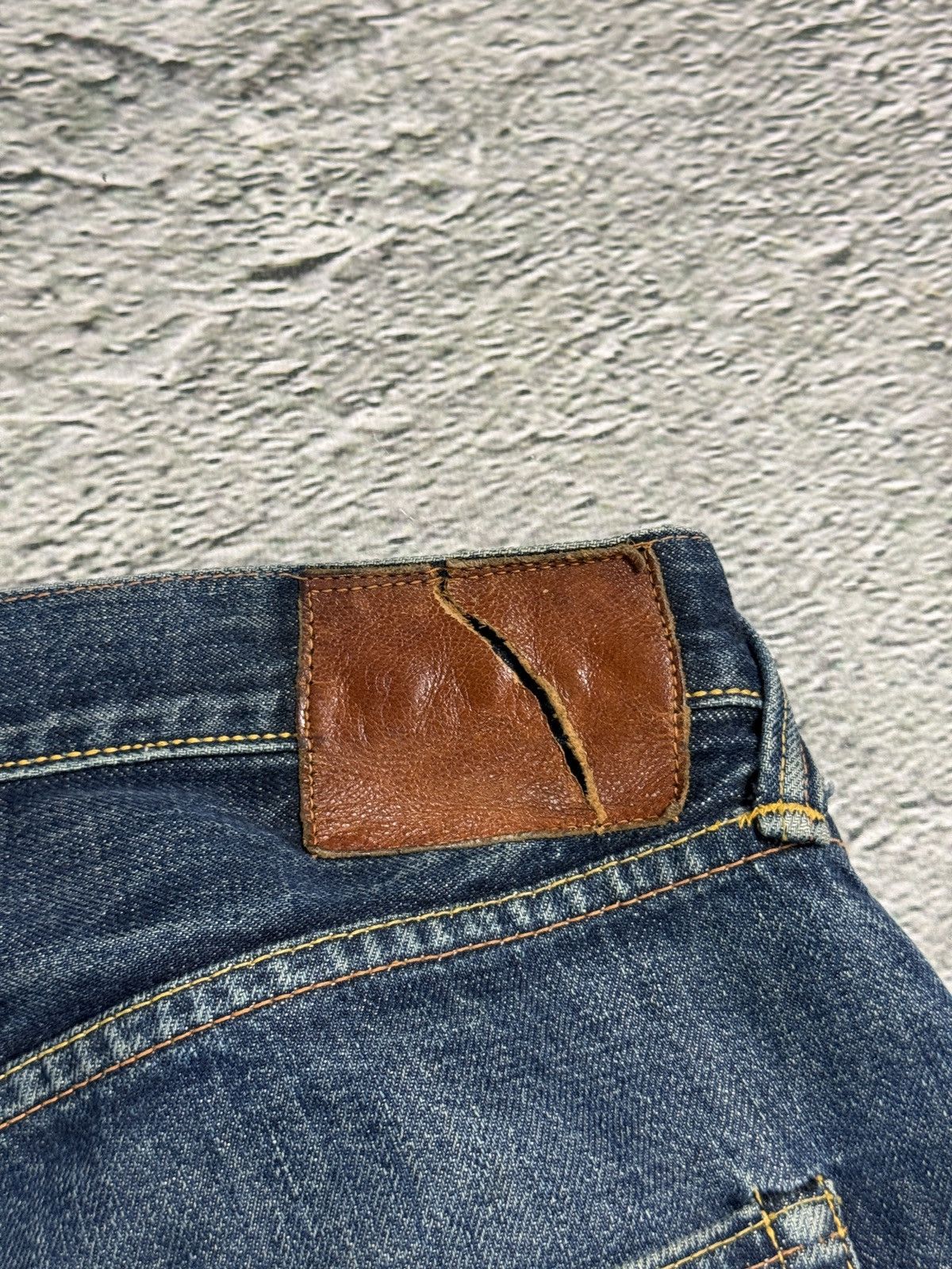 Evisu Evisu jeans white daicock big logo blue selvedge denim Size US 33 - 5 Thumbnail